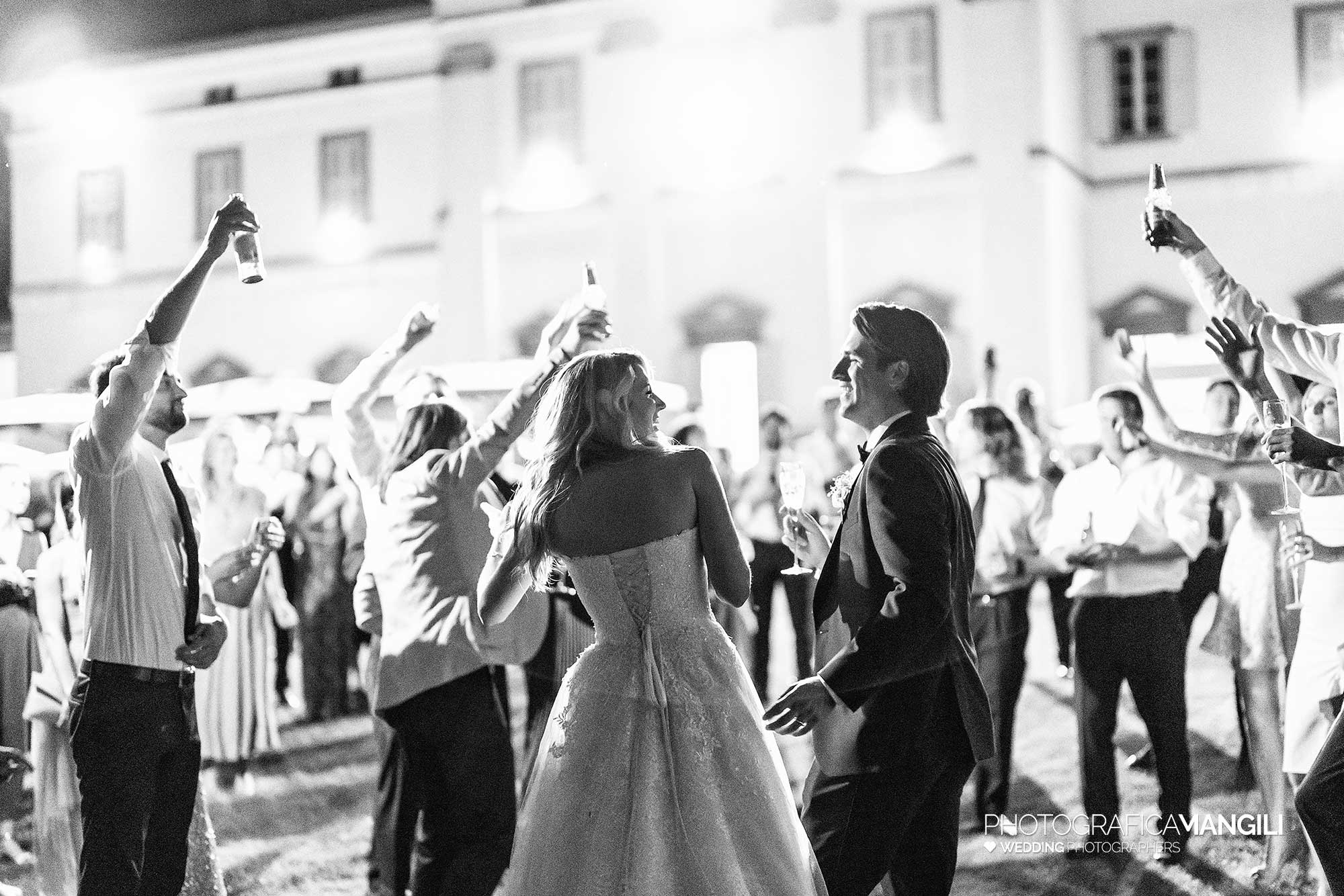 050 reportage wedding fotografo matrimonio sposi brindisi villa caroli zanchi stezzano bergamo 050 reportage wedding fotografo matrimonio sposi brindisi villa caroli zanchi stezzano bergamo