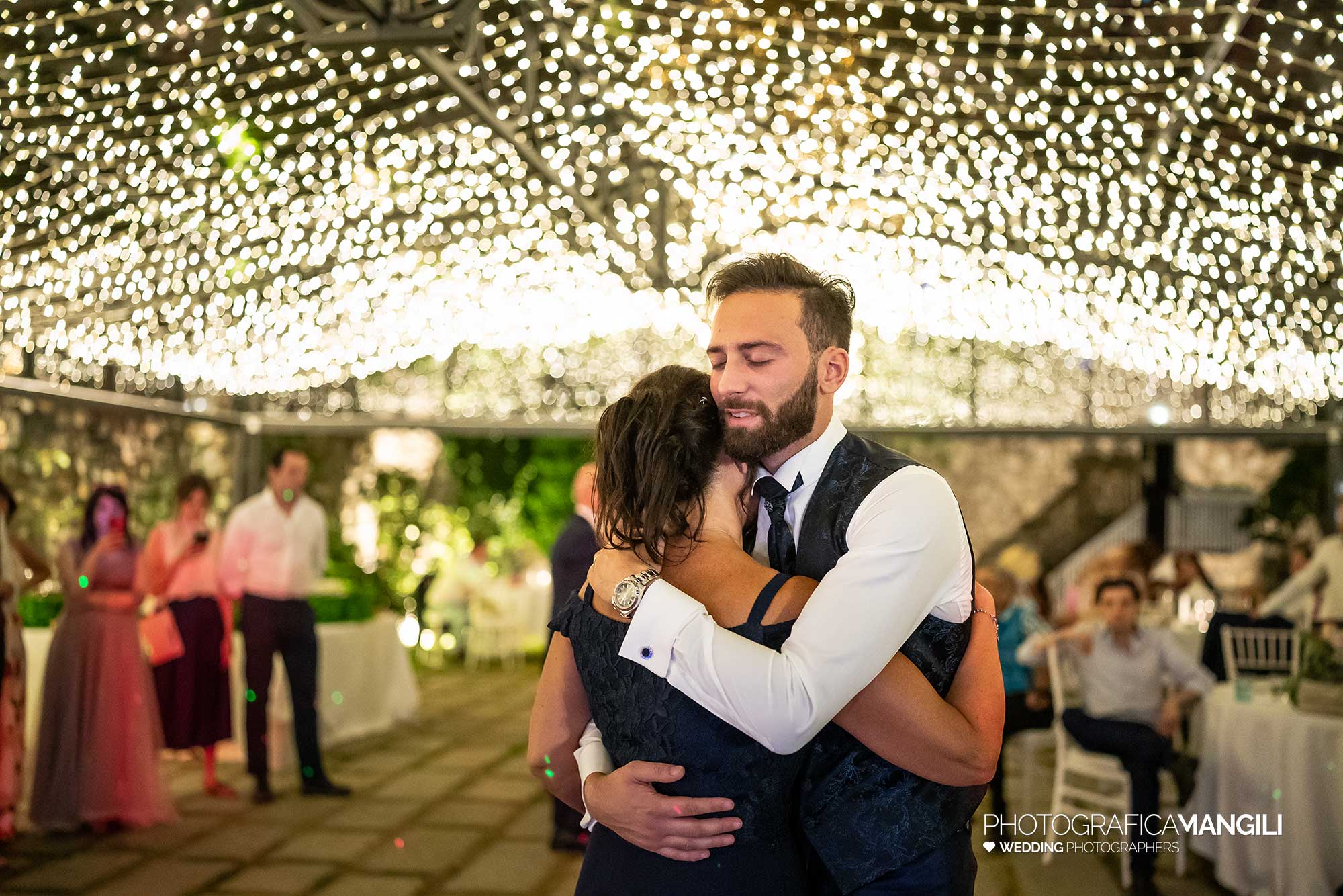 054 fotografo matrimonio reportage wedding sposi ballo castello rossino calolziocorte lecco lago como 054 fotografo matrimonio reportage wedding sposi ballo castello rossino calolziocorte lecco lago como
