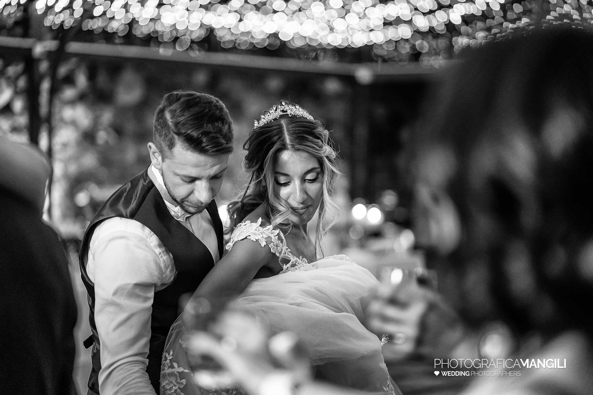 063 fotografo matrimonio reportage wedding sposi festa amici balli castello rossino calolziocorte lago como lecco 063 fotografo matrimonio reportage wedding sposi festa amici balli castello rossino calolziocorte lago como lecco