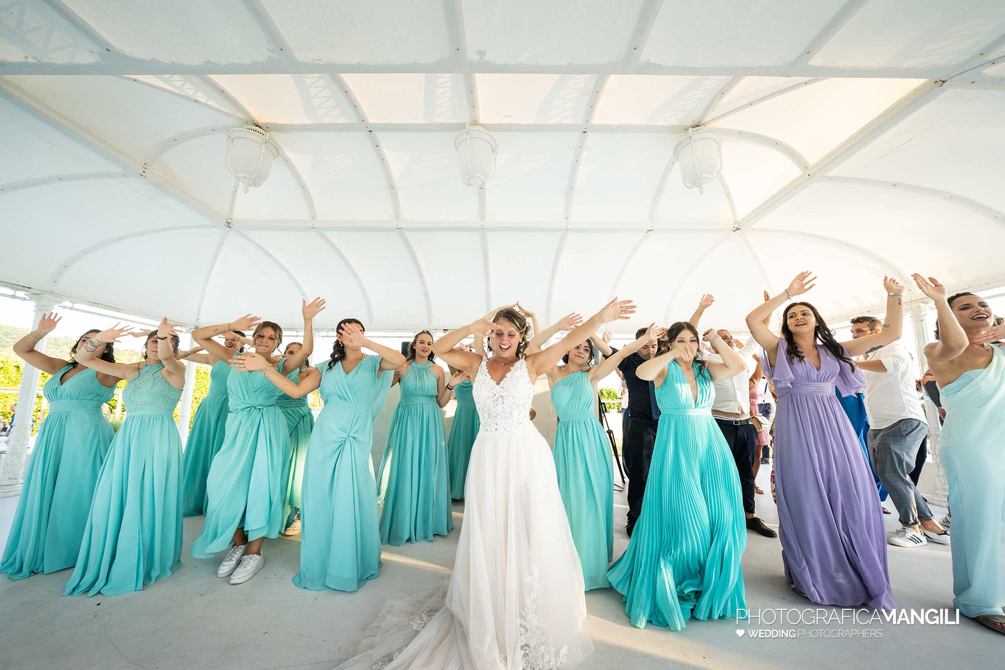 064 fotografo matrimonio reportage wedding ritratto damigerlle sposi castello degli angeli carobbio degli angeli bergamo 064 fotografo matrimonio reportage wedding ritratto damigerlle sposi castello degli angeli carobbio degli angeli bergamo