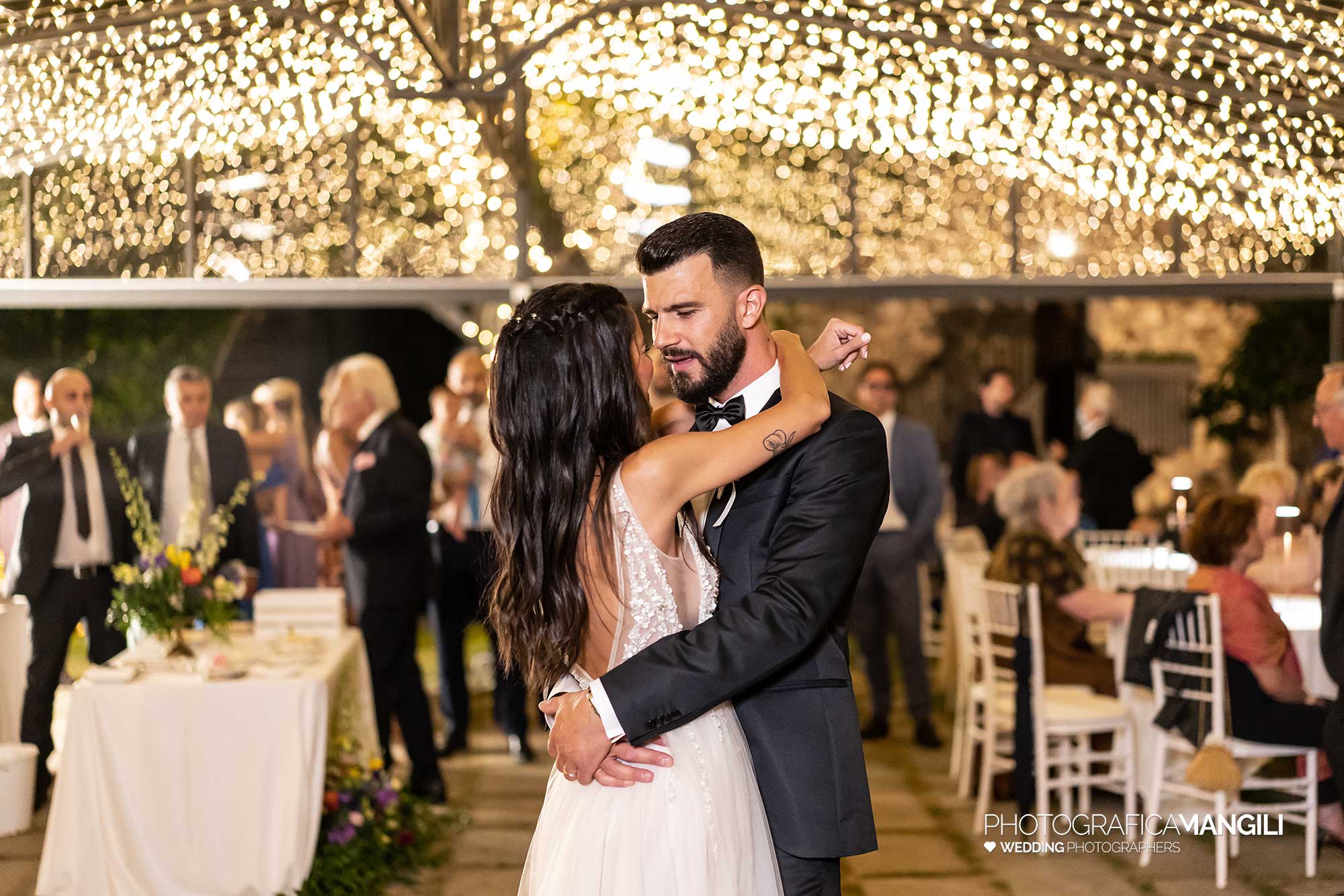 072 fotografo matrimonio reportage wedding sposi ballo ritratto castello rossino calolziocorte lecco lago como 072 fotografo matrimonio reportage wedding sposi ballo ritratto castello rossino calolziocorte lecco lago como