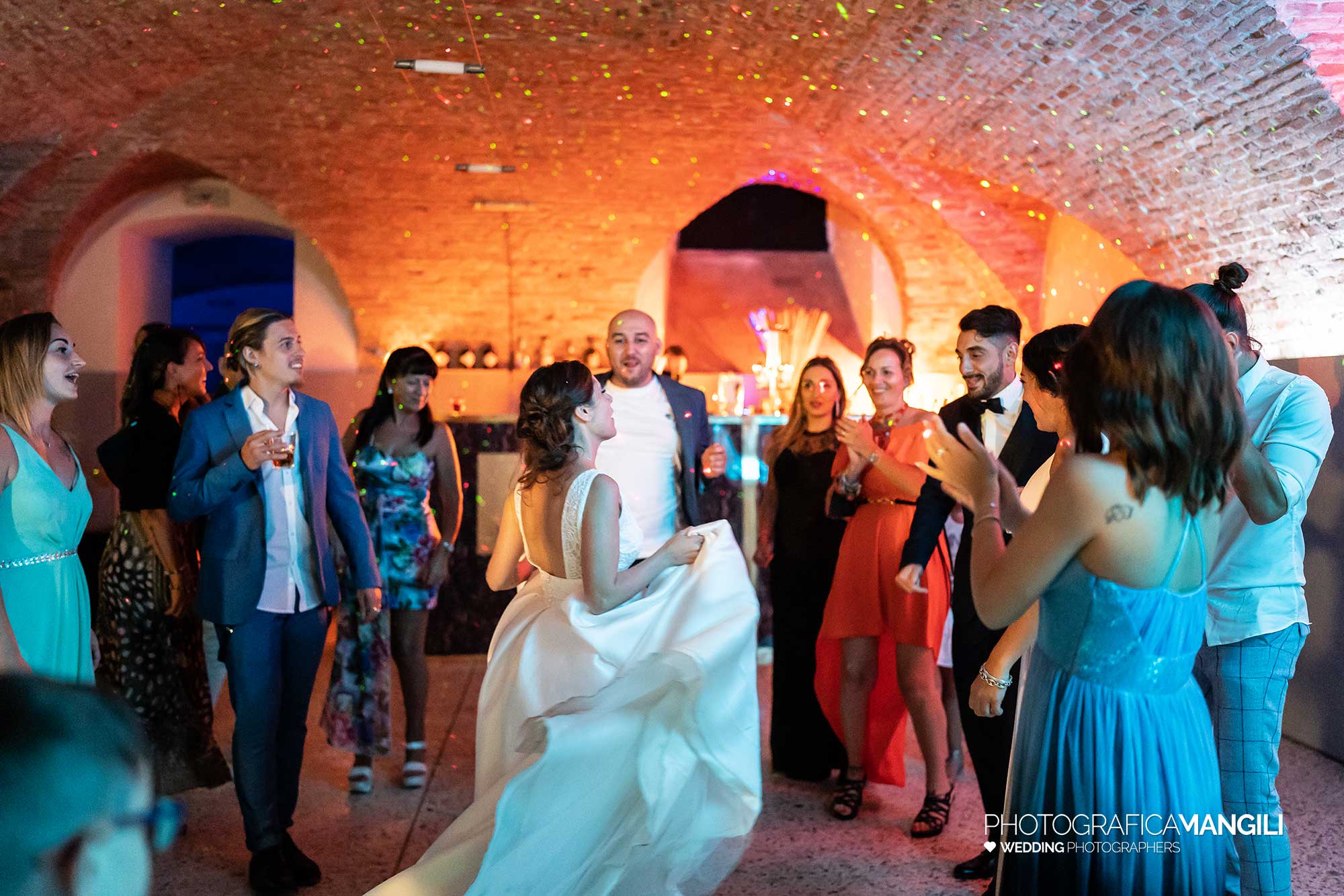 073 fotografo matrimonio reportage wedding ritratto sposi balli villa zanchi stezzano bergamo 073 fotografo matrimonio reportage wedding ritratto sposi balli villa zanchi stezzano bergamo