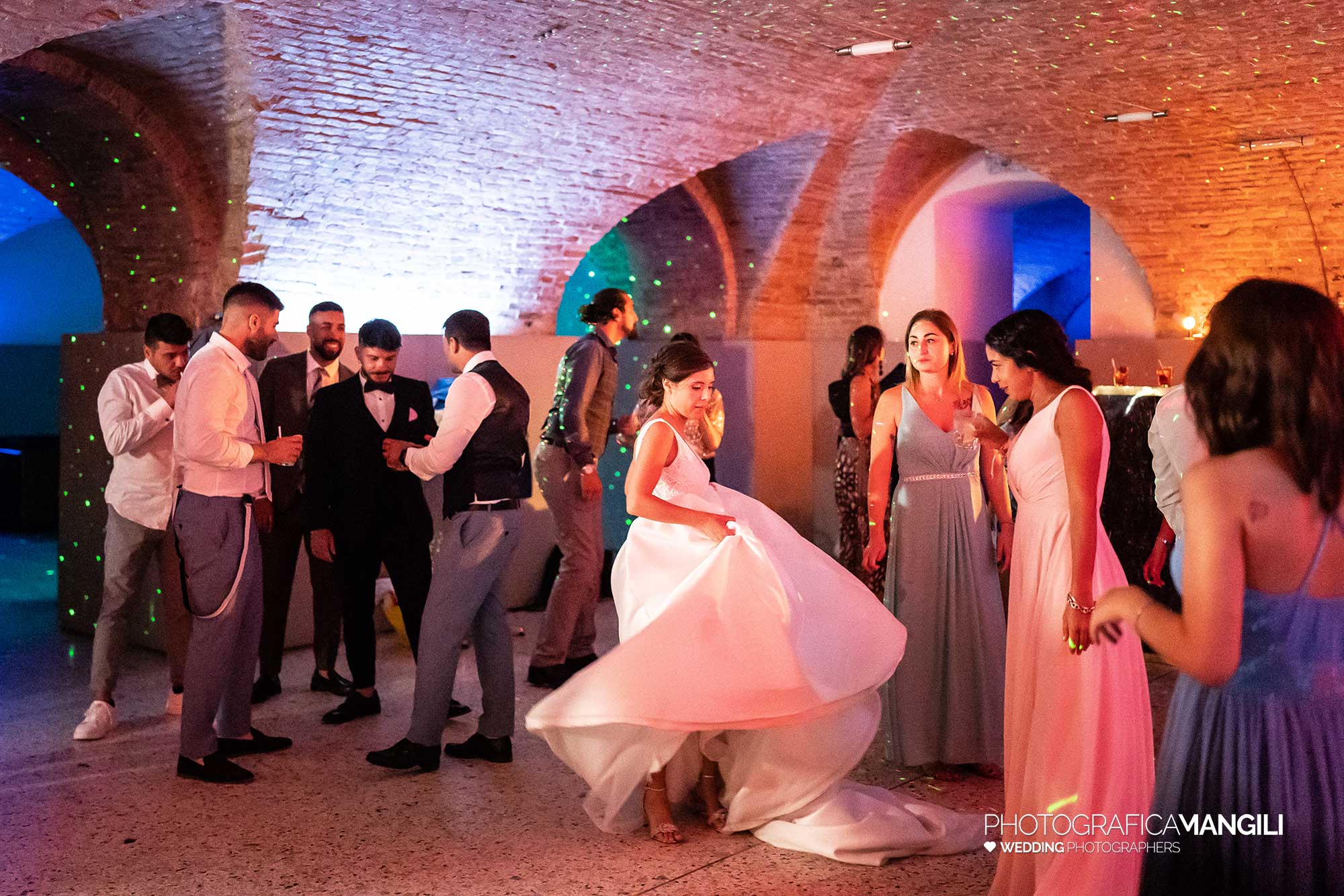 074 fotografo matrimonio reportage wedding ritratto sposi balli villa zanchi stezzano bergamo 074 fotografo matrimonio reportage wedding ritratto sposi balli villa zanchi stezzano bergamo