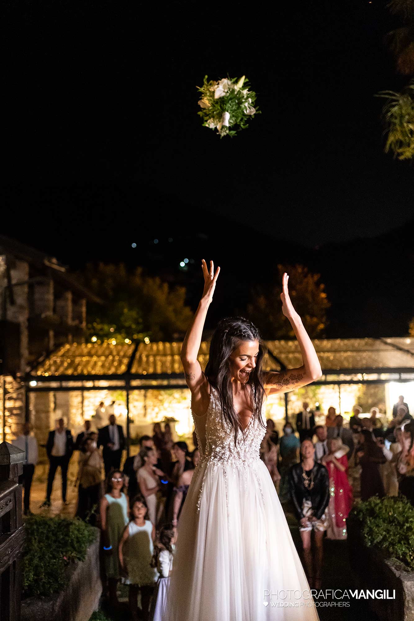 078 fotografo matrimonio reportage wedding sposi ritratto lancio bouquet castello rossino calolziocorte lecco lago como 078 fotografo matrimonio reportage wedding sposi ritratto lancio bouquet castello rossino calolziocorte lecco lago como