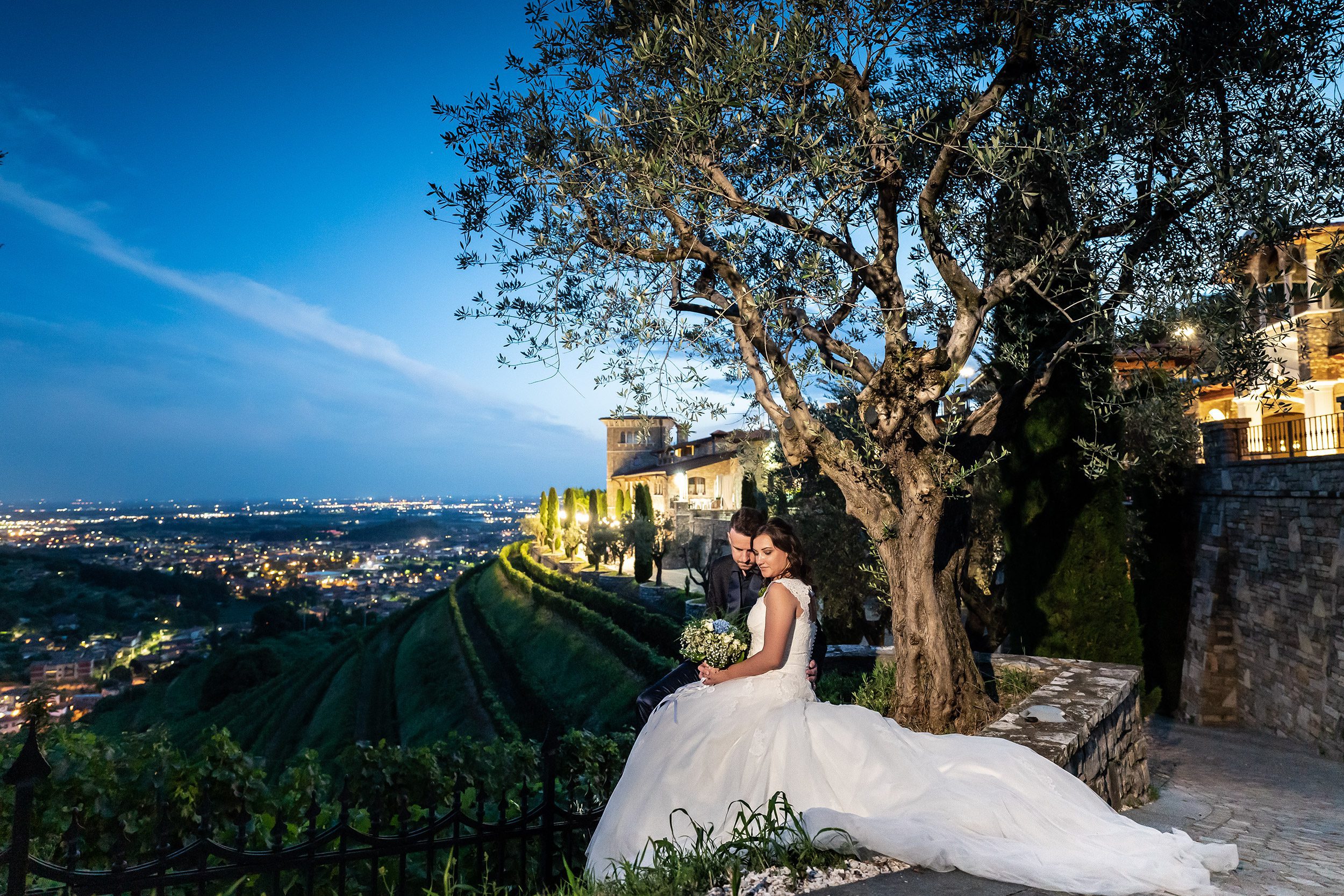 000 fotografo matrimonio reportage wedding ritratto sposi imbrunire panorama le cantorie gussago brescia 1