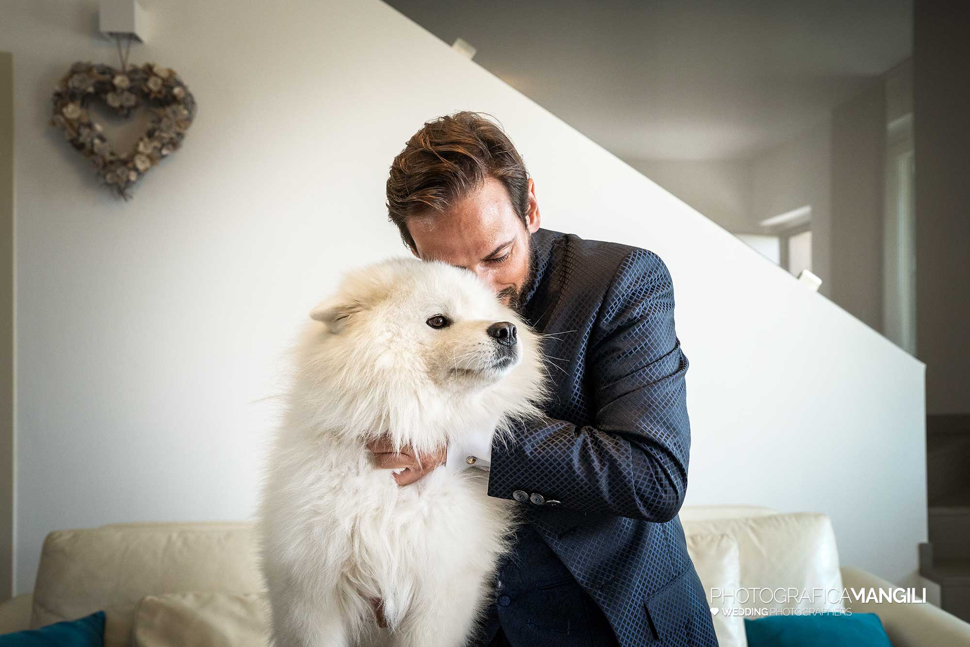 005 reportage foto matrimonio wedding ritratto sposo vestizione preparativi cane castrezzato brescia 005 reportage foto matrimonio wedding ritratto sposo vestizione preparativi cane castrezzato brescia