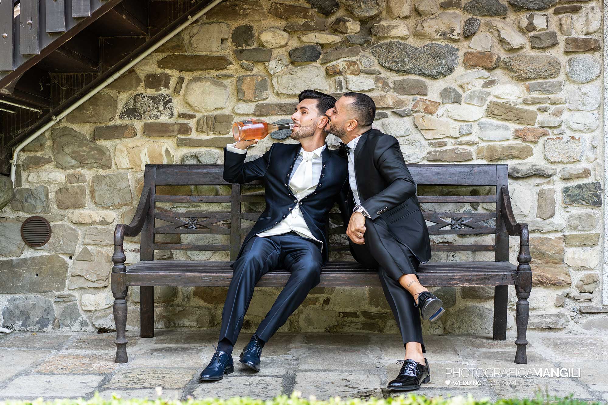 009 fotografo matrimonio reportage wedding amici sposo castello rossino calolziocorte lecco lago como 009 fotografo matrimonio reportage wedding amici sposo castello rossino calolziocorte lecco lago como