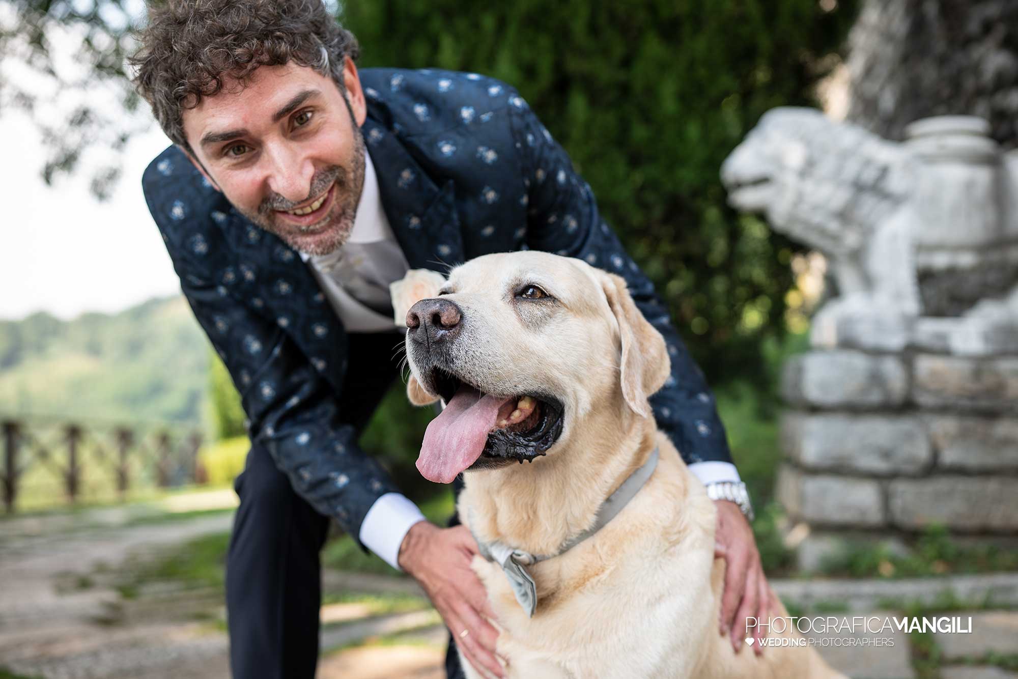 009 fotografo matrimonio reportage wedding migliore amico fedele sposo ritratto castello rossino calolziocorte lecco lago como 009 fotografo matrimonio reportage wedding migliore amico fedele sposo ritratto castello rossino calolziocorte lecco lago como