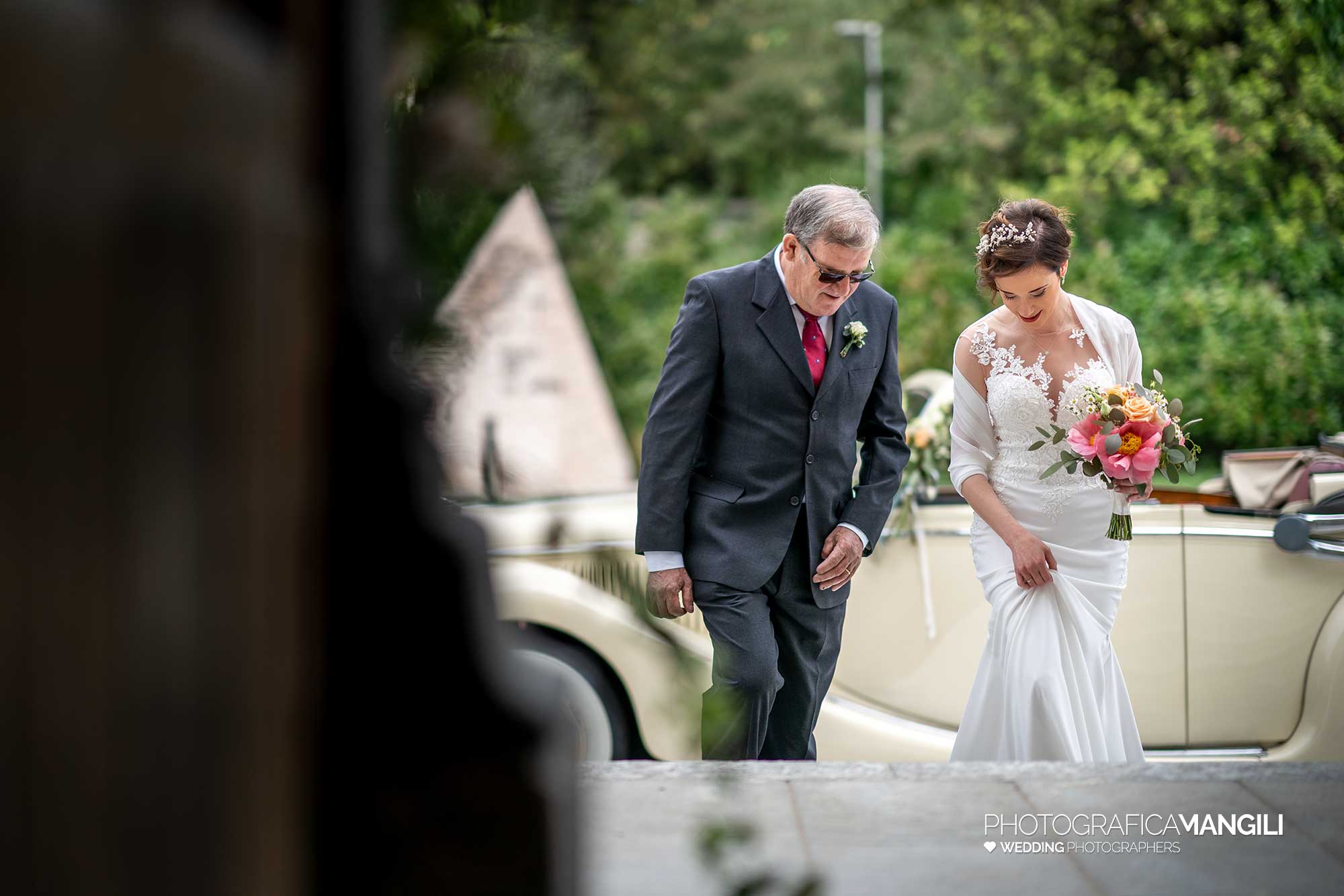 013 reportage foto matrimonio wedding ingresso sposa chiesa cerimonia rogoredo casatenovo lecco 013 reportage foto matrimonio wedding ingresso sposa chiesa cerimonia rogoredo casatenovo lecco