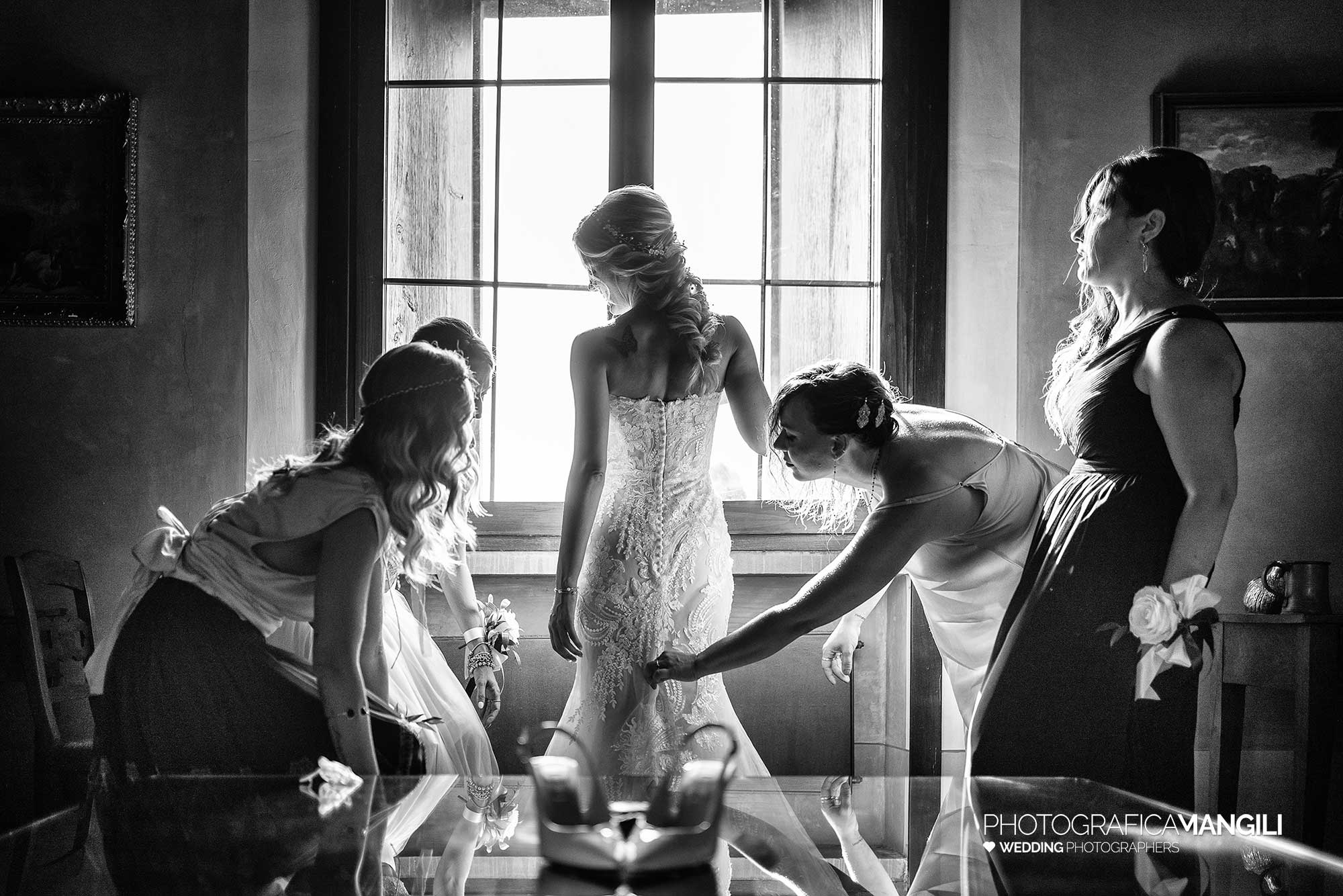 014 fotografo matrimonio reportage wedding preparazione sposa castello rossino calolziocorte lecco lago como 014 fotografo matrimonio reportage wedding preparazione sposa castello rossino calolziocorte lecco lago como