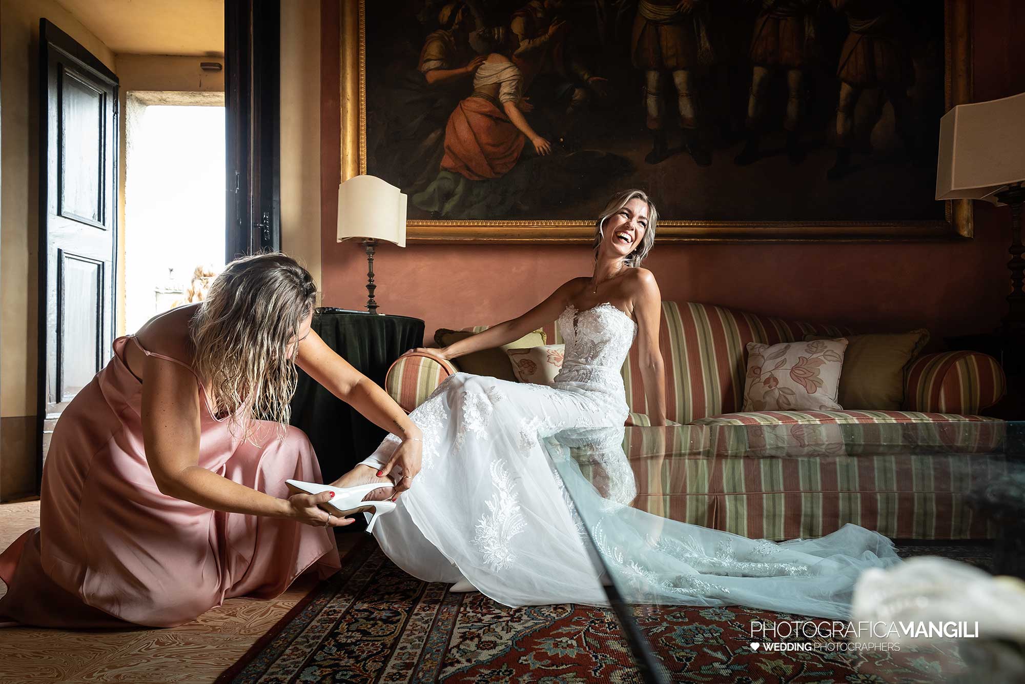 015 fotografo matrimonio reportage wedding preparazione sposa castello rossino calolziocorte lecco lago como 015 fotografo matrimonio reportage wedding preparazione sposa castello rossino calolziocorte lecco lago como