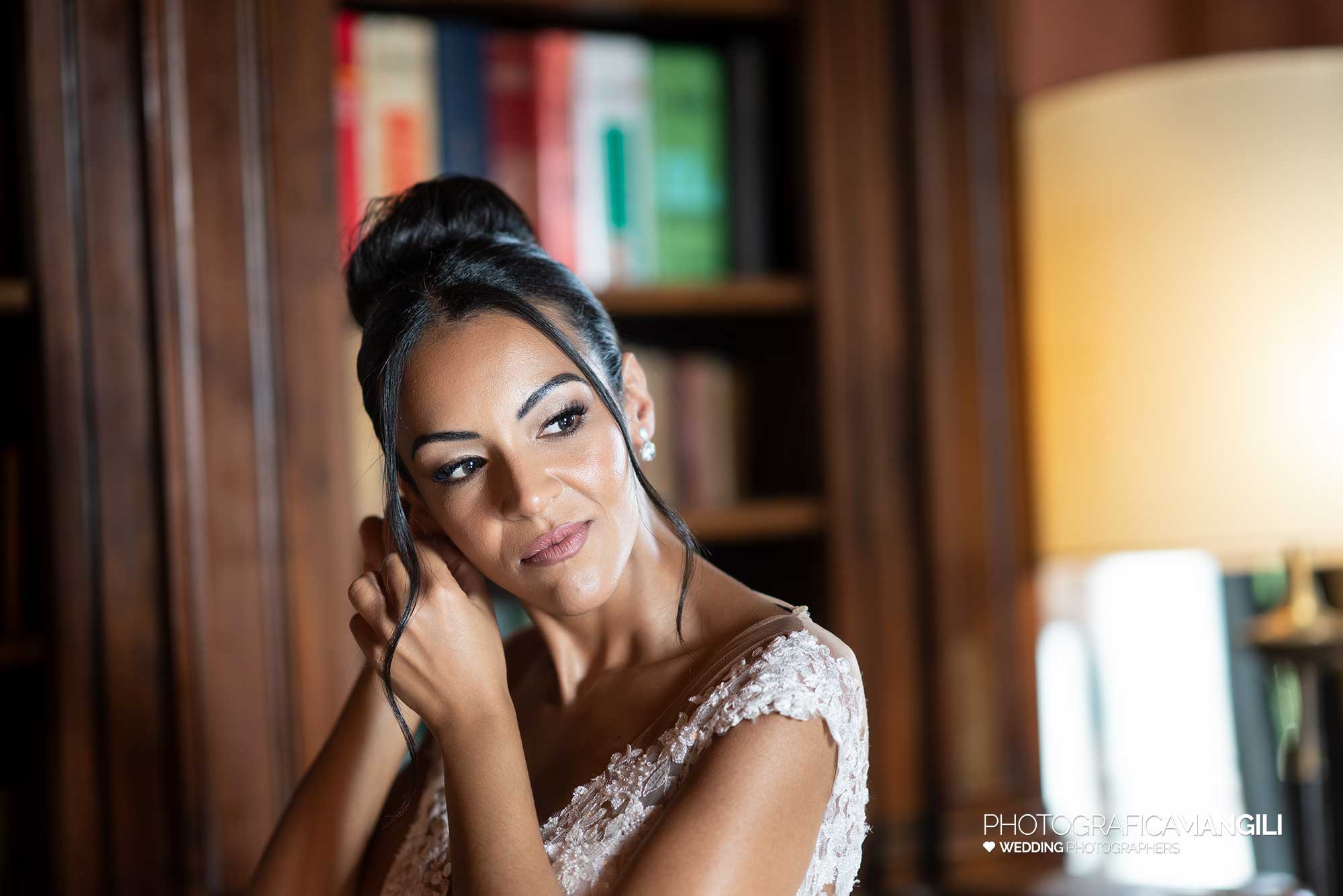 018 fotografo matrimonio reportage wedding preparazione sposa ritratto castello rossino calolziocorte lecco lago como 018 fotografo matrimonio reportage wedding preparazione sposa ritratto castello rossino calolziocorte lecco lago como