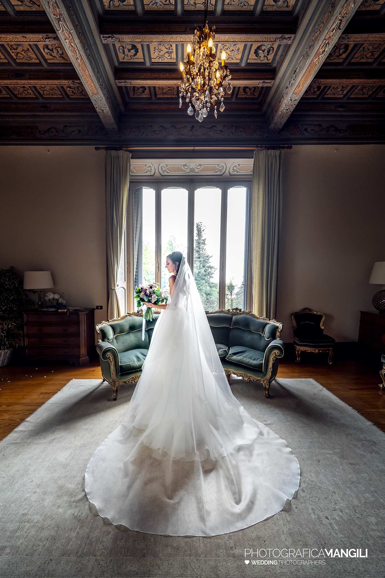 019 fotografo matrimonio reportage wedding ritratto preparativi vestizione sposa abito villa esengrini montalbano varese 1 019 fotografo matrimonio reportage wedding ritratto preparativi vestizione sposa abito villa esengrini montalbano varese 1