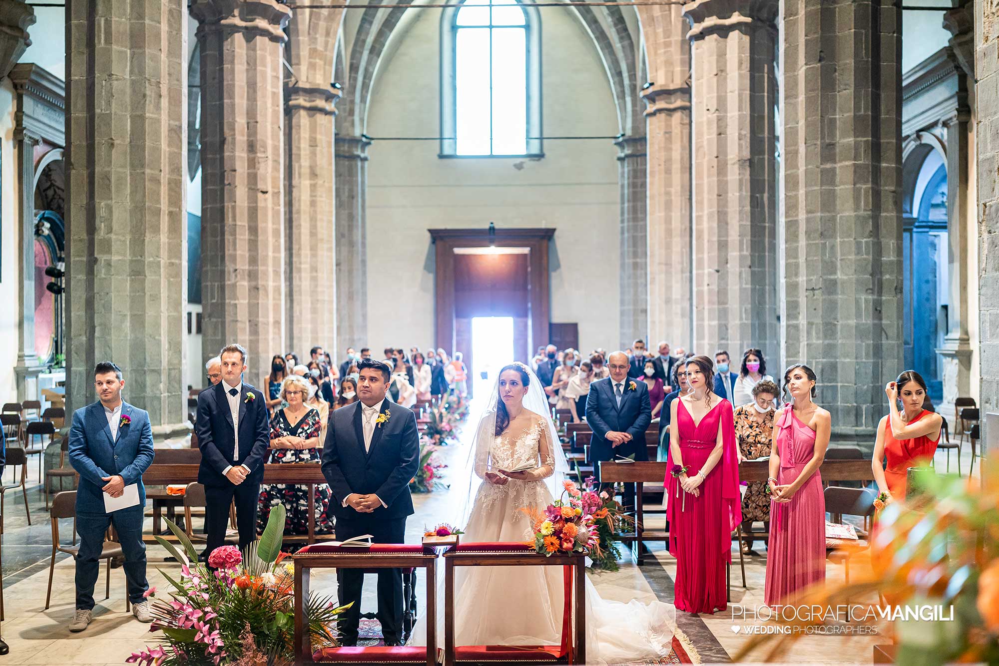 020 fotografo matrimonio reportage ritratto wedding sposi rito religioso cerimonia abbazia pontida bergamo 020 fotografo matrimonio reportage ritratto wedding sposi rito religioso cerimonia abbazia pontida bergamo