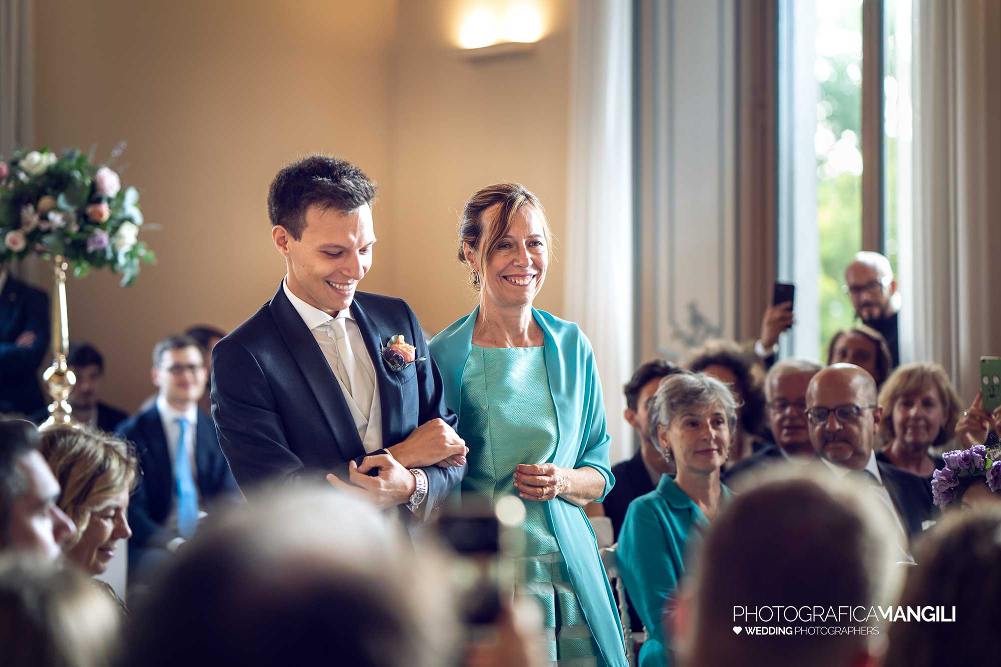 022 fotografo matrimonio reportage wedding ritratto ingresso cerimonia sposo villa esengrini montalbano varese 1 022 fotografo matrimonio reportage wedding ritratto ingresso cerimonia sposo villa esengrini montalbano varese 1