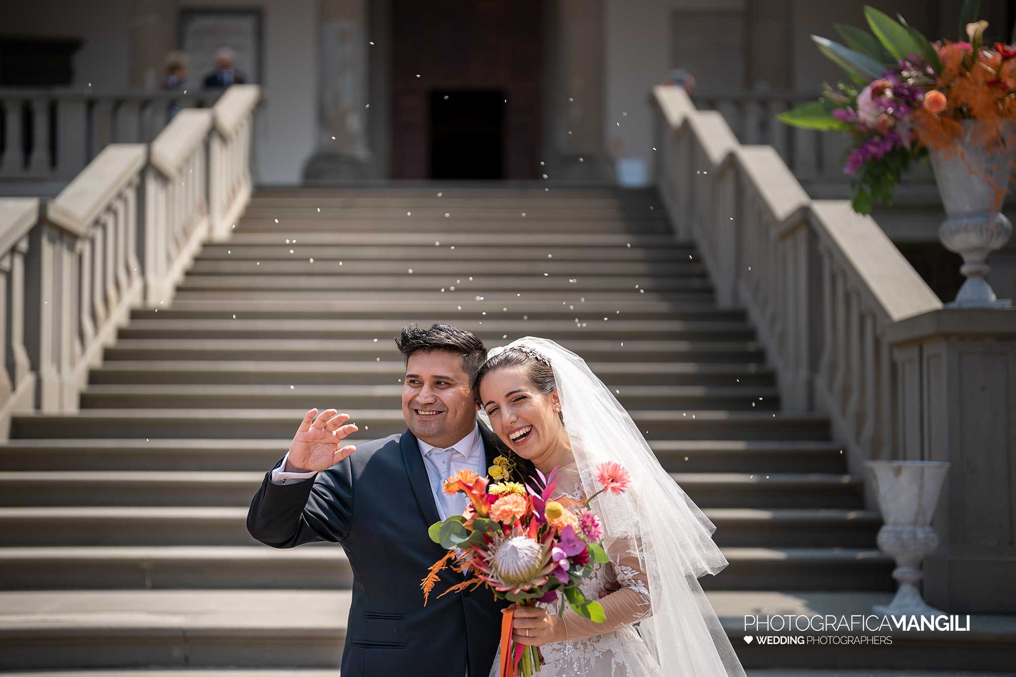 023 fotografo matrimonio reportage ritratto wedding sposi rito religioso cerimonia uscita lancio riso abbazia pontida bergamo 023 fotografo matrimonio reportage ritratto wedding sposi rito religioso cerimonia uscita lancio riso abbazia pontida bergamo