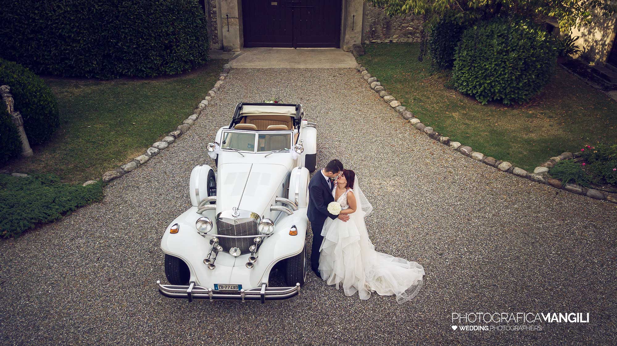 028 reportage foto matrimonio wedding ritratto sposi castello marigolda arrivo macchina curno bergamo 028 reportage foto matrimonio wedding ritratto sposi castello marigolda arrivo macchina curno bergamo