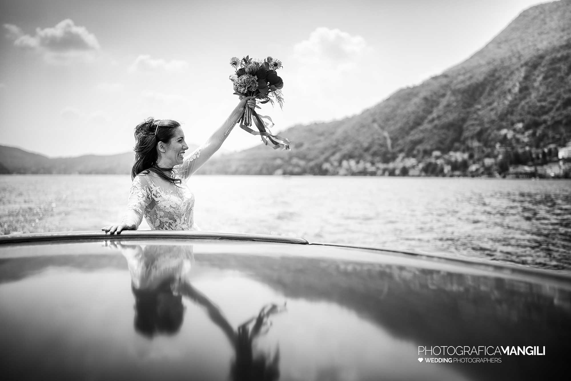 029 fotografo matrimonio reportage wedding sposi ritratti barca lago como 029 fotografo matrimonio reportage wedding sposi ritratti barca lago como