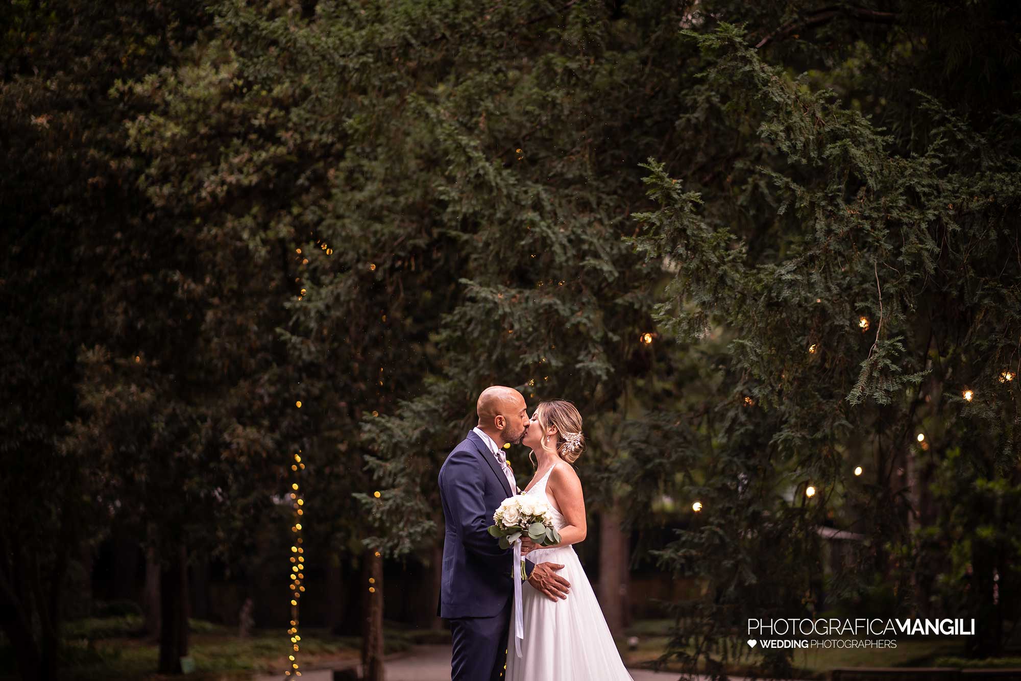 031 fotografo matrimonio reportage wedding sposi ritratto bacio villa acquaroli carvico bergamo 031 fotografo matrimonio reportage wedding sposi ritratto bacio villa acquaroli carvico bergamo