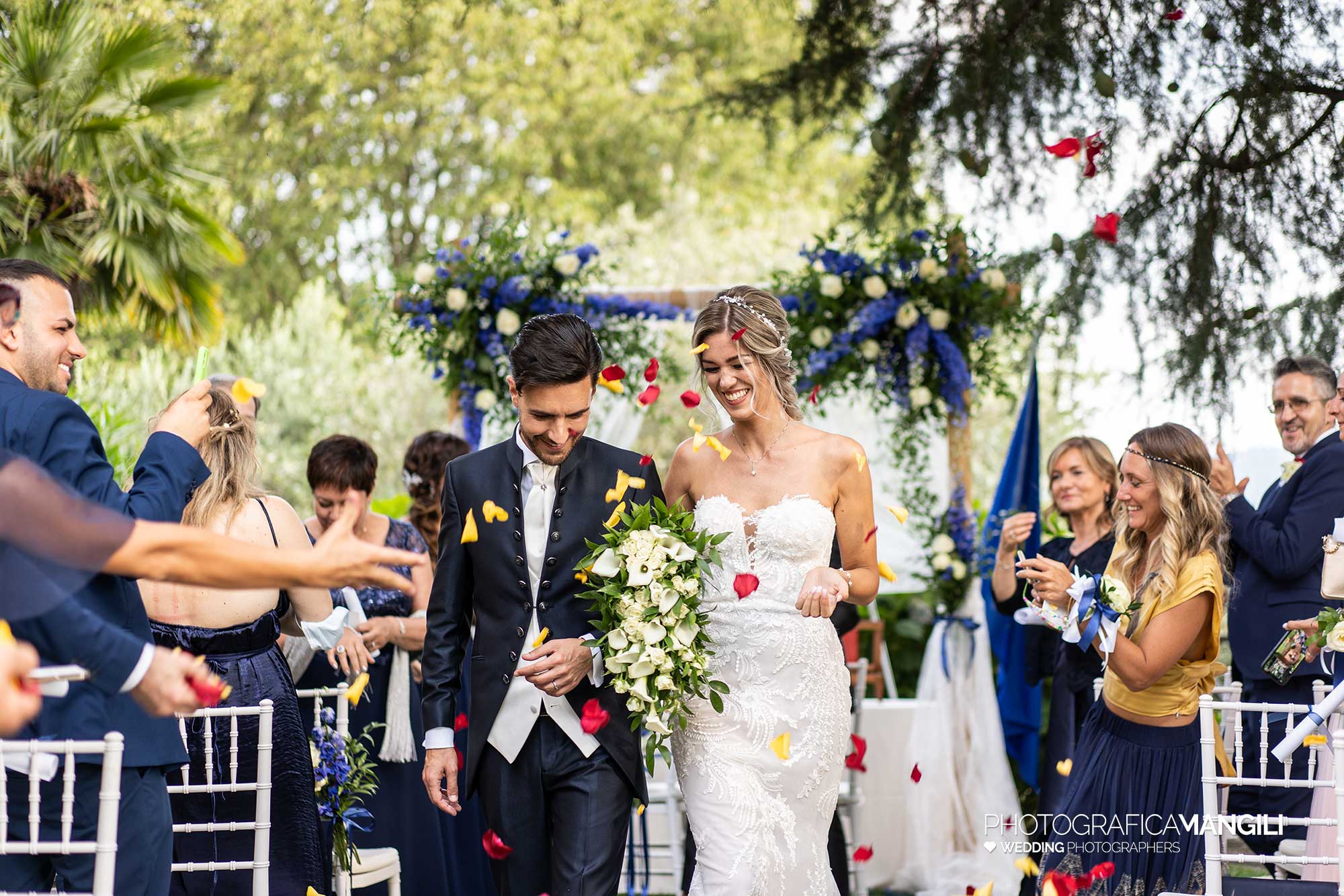 032 fotografo matrimonio reportage wedding sposi rito civile castello rossino calolziocorte lecco lago 032 fotografo matrimonio reportage wedding sposi rito civile castello rossino calolziocorte lecco lago
