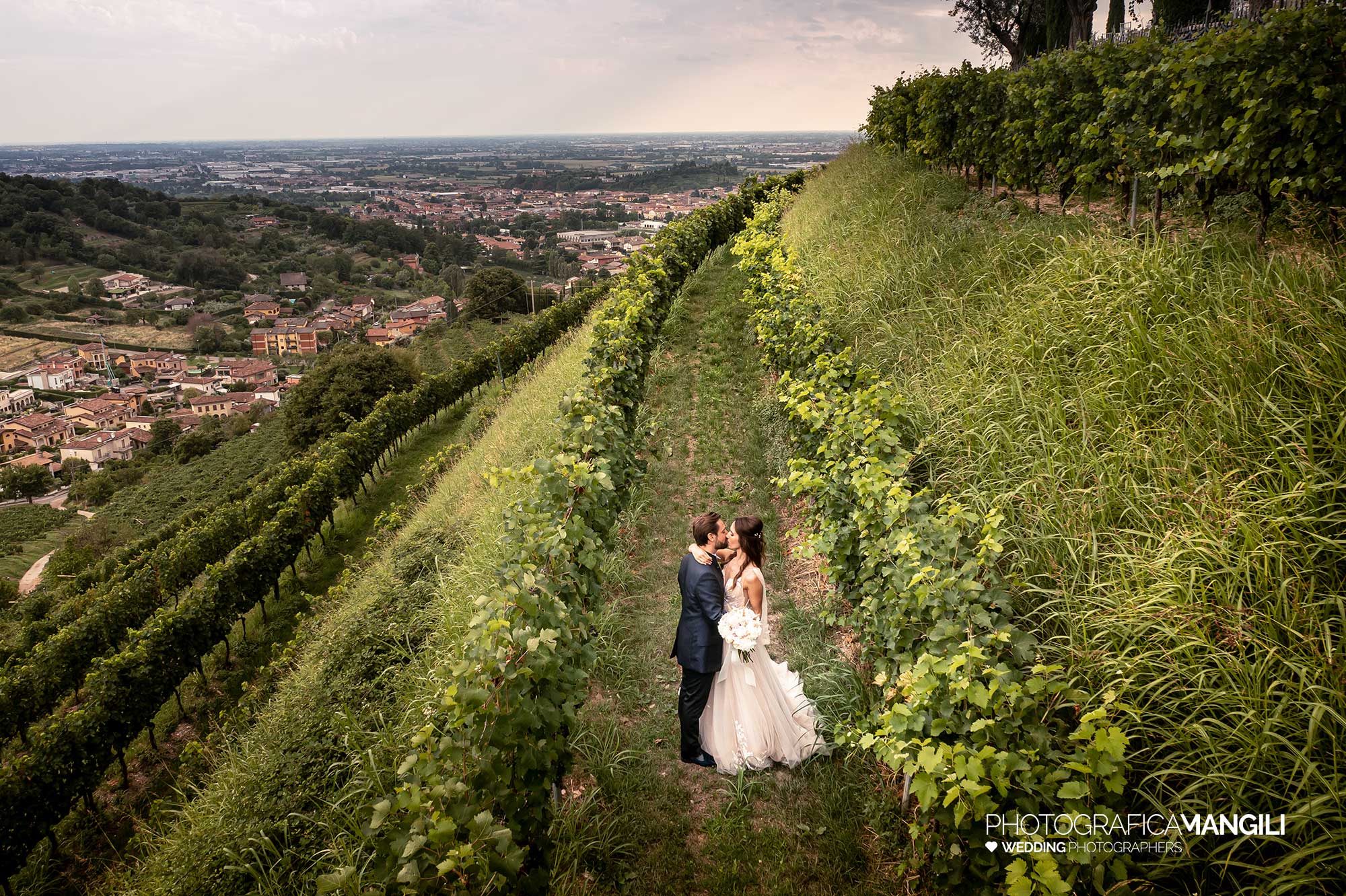 032 reportage foto matrimonio wedding ritratto sposi vigneti le cantorie gussago brescia 032 reportage foto matrimonio wedding ritratto sposi vigneti le cantorie gussago brescia