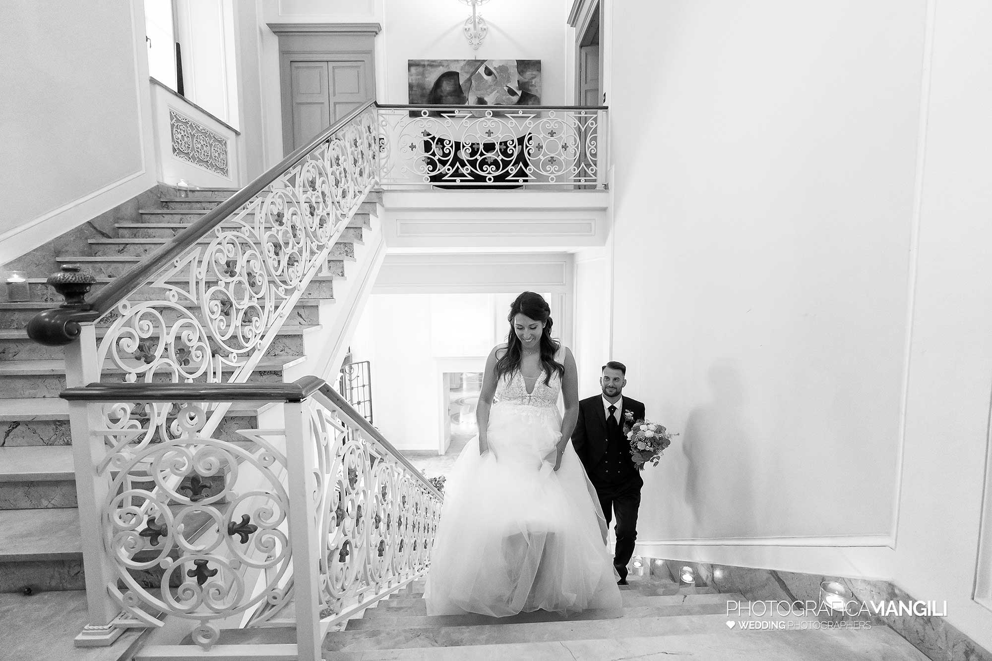 033 fotografo matrimonio reportage wedding sposi ritratti scala villa acquaroli carvico bergamo 033 fotografo matrimonio reportage wedding sposi ritratti scala villa acquaroli carvico bergamo