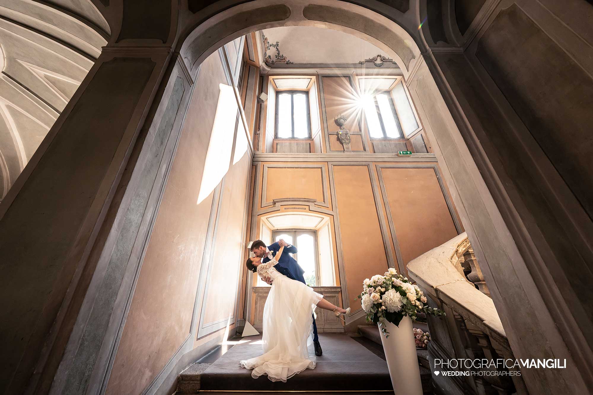 036 fotografo matrimonio reportage ritratto wedding sposi casquet scala villa borromeo cassano d adda milano 036 fotografo matrimonio reportage ritratto wedding sposi casquet scala villa borromeo cassano d adda milano