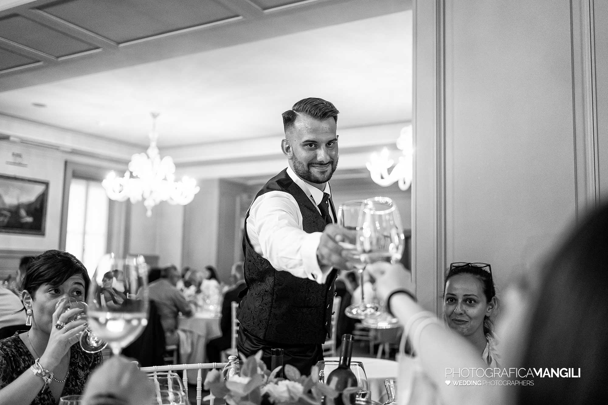 036 fotografo matrimonio reportage wedding sposi ritratti brindisi villa acquaroli carvico bergamo 036 fotografo matrimonio reportage wedding sposi ritratti brindisi villa acquaroli carvico bergamo