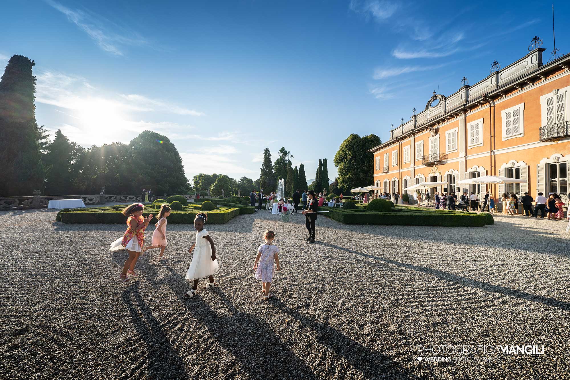 040 reportage foto matrimonio wedding ritratto sposi bambini villa subaglio merate lecco 040 reportage foto matrimonio wedding ritratto sposi bambini villa subaglio merate lecco