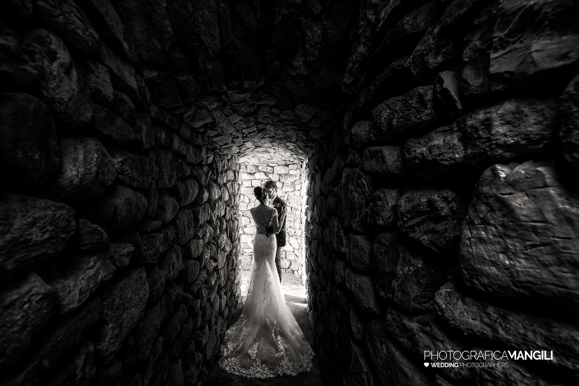 045 fotografo matrimonio reportage wedding sposi ritratto castello rossino calolziocorte lecco lago como 045 fotografo matrimonio reportage wedding sposi ritratto castello rossino calolziocorte lecco lago como