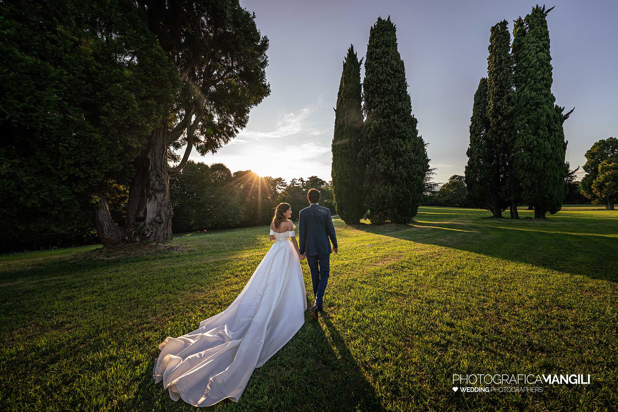 046 reportage foto matrimonio wedding ritratto sposi parco villa subaglio merate lecco 046 reportage foto matrimonio wedding ritratto sposi parco villa subaglio merate lecco