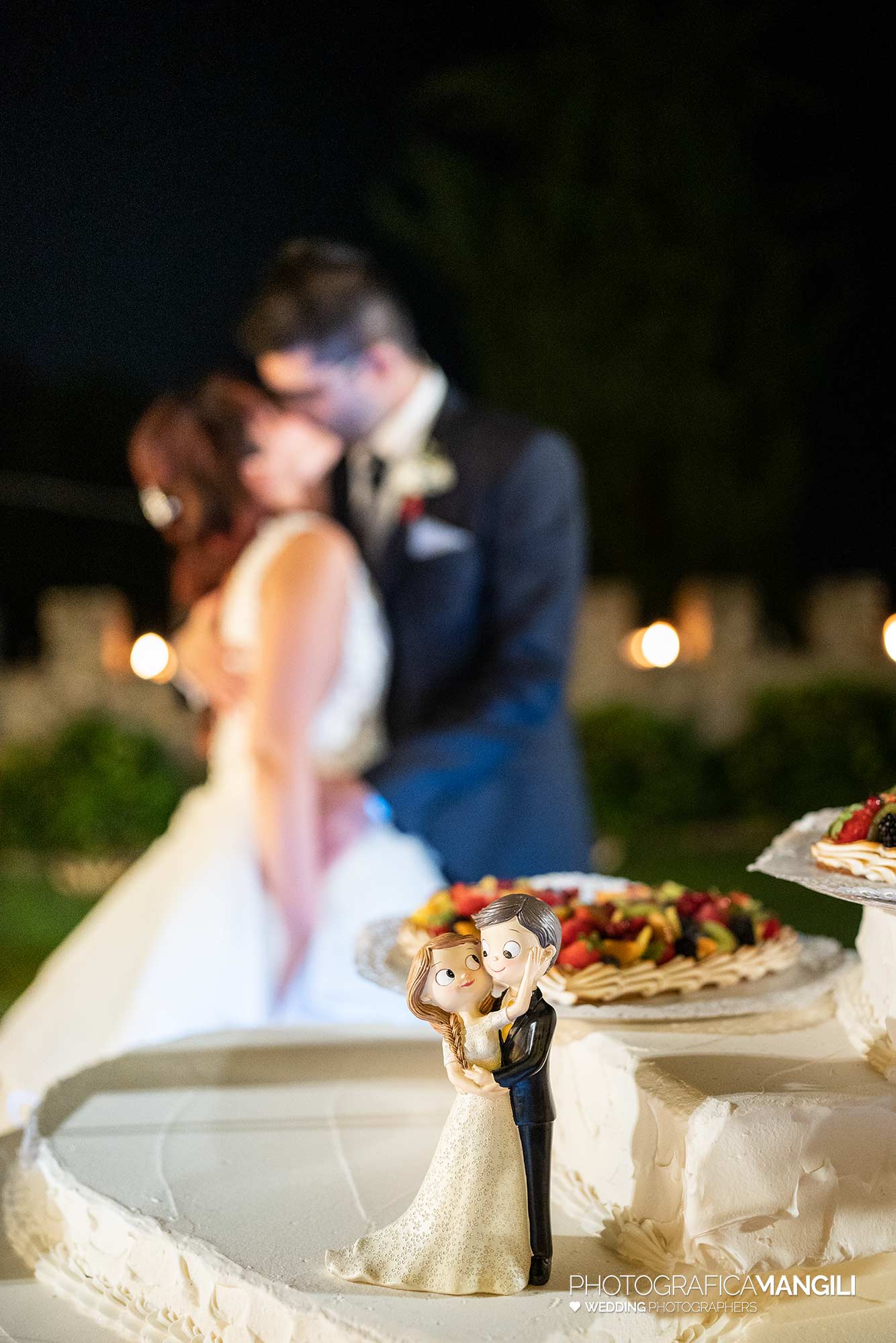 046 reportage foto matrimonio wedding ritratto sposi taglio tort5a bacio castello marigolda curno bergamo 046 reportage foto matrimonio wedding ritratto sposi taglio tort5a bacio castello marigolda curno bergamo