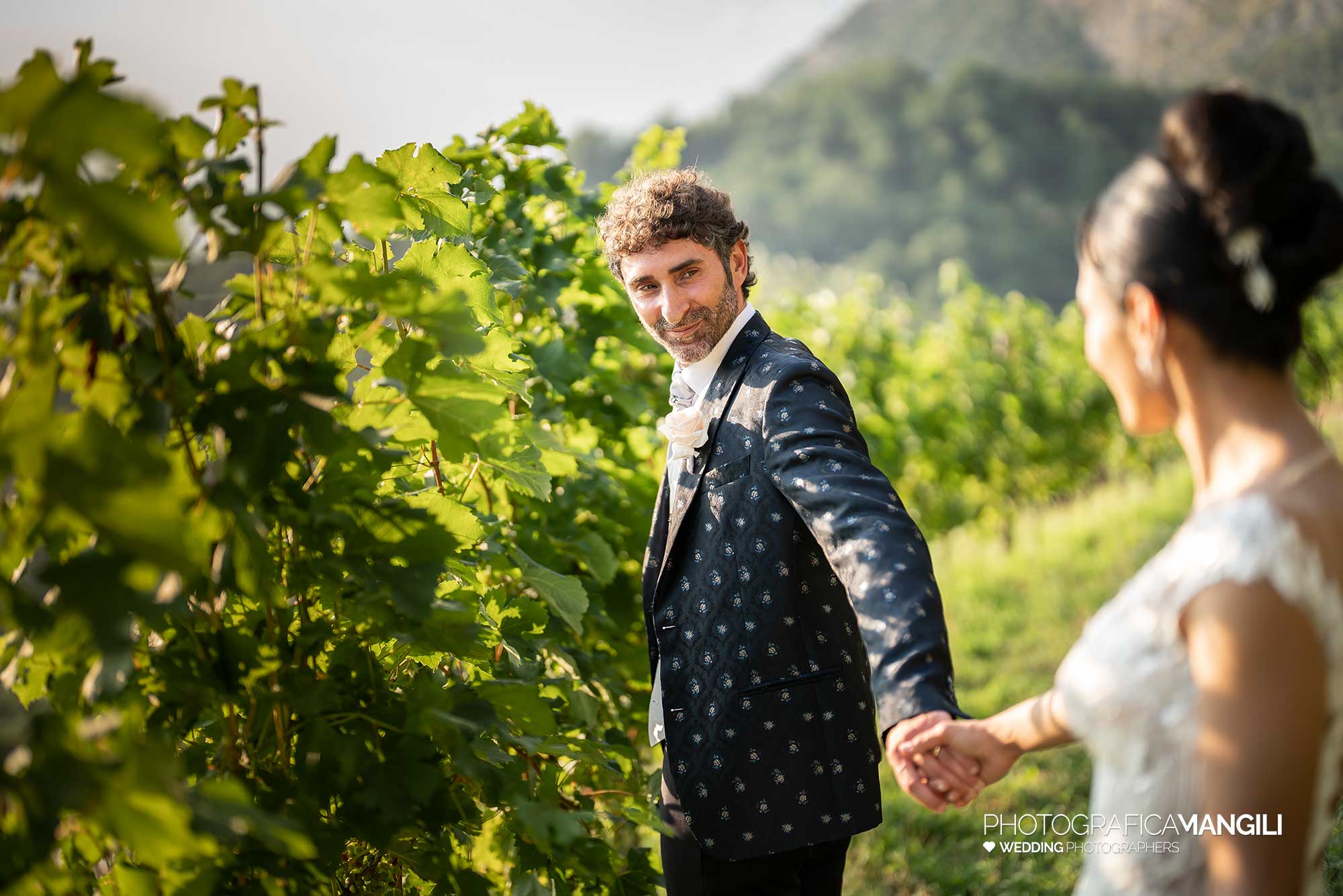 048 fotografo matrimonio reportage wedding sposi ritratto vigna castello rossino calolziocorte lecco lago como 048 fotografo matrimonio reportage wedding sposi ritratto vigna castello rossino calolziocorte lecco lago como