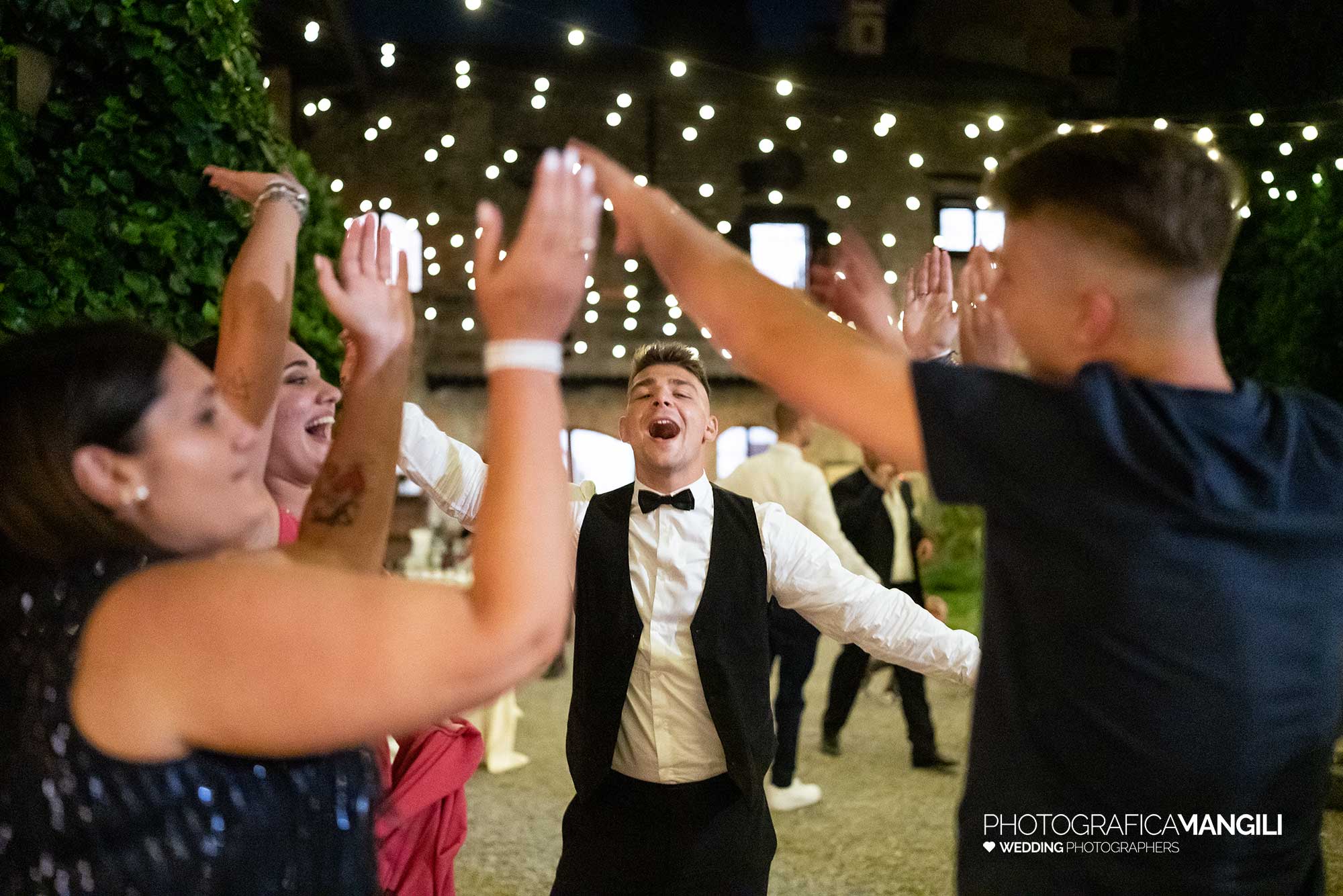 050 reportage foto matrimonio wedding ritratto sposi balli castello marigolda curno bergamo 050 reportage foto matrimonio wedding ritratto sposi balli castello marigolda curno bergamo