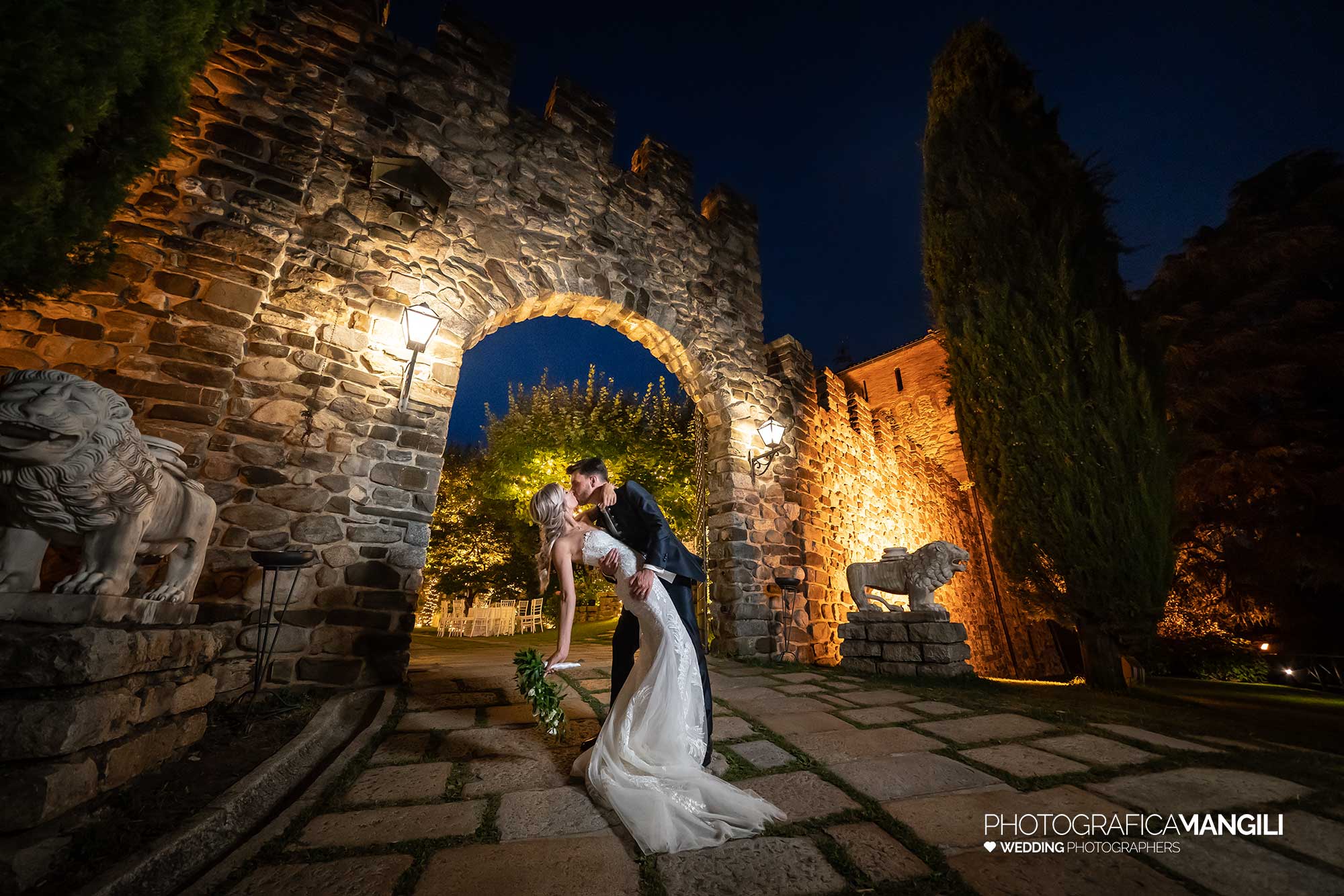 058 fotografo matrimonio reportage wedding sposi ritratto romantico castello rossino calolziocorte lecco lago 058 fotografo matrimonio reportage wedding sposi ritratto romantico castello rossino calolziocorte lecco lago