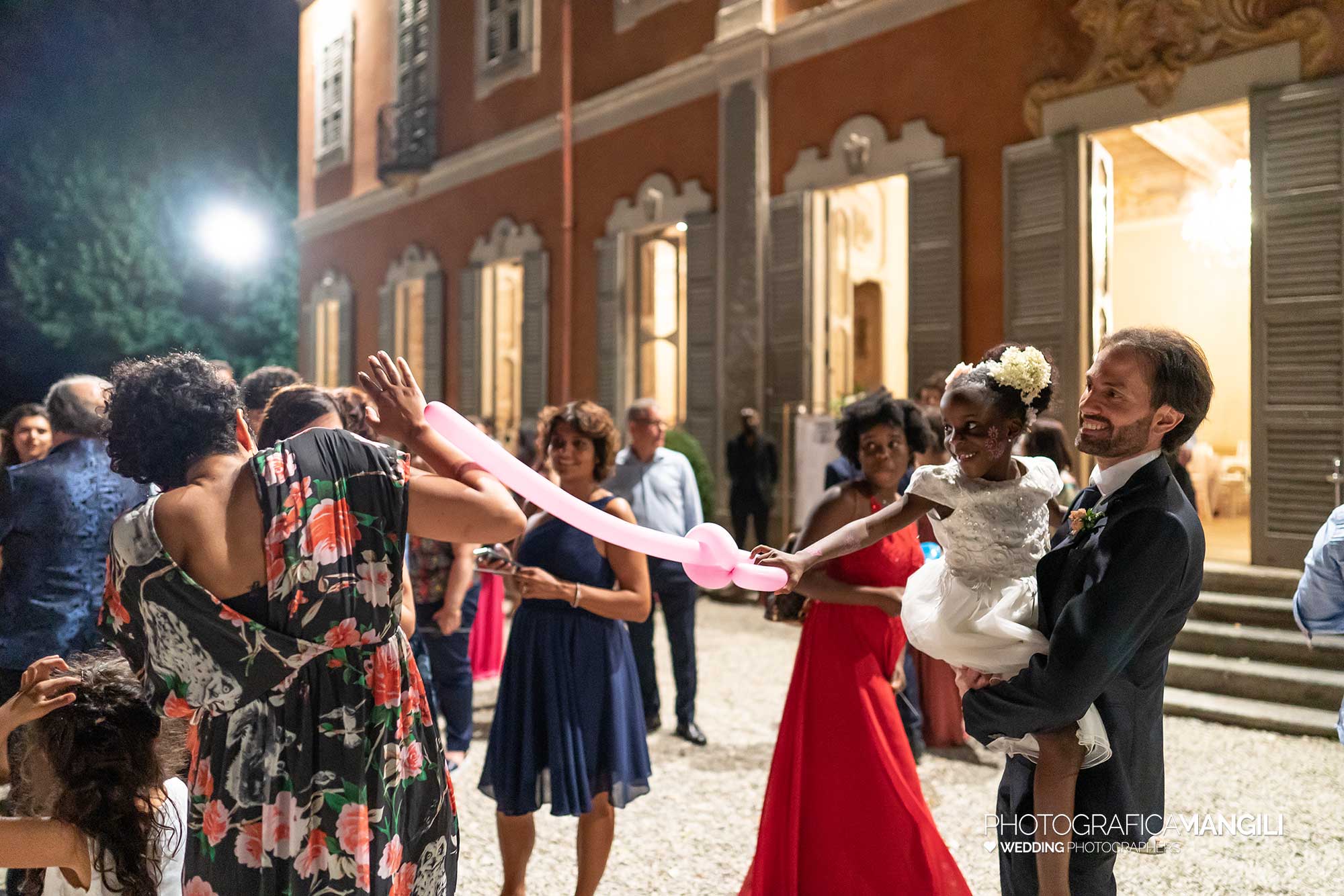 058 reportage foto matrimonio wedding ritratto sposi festa villa subaglio merate lecco 058 reportage foto matrimonio wedding ritratto sposi festa villa subaglio merate lecco