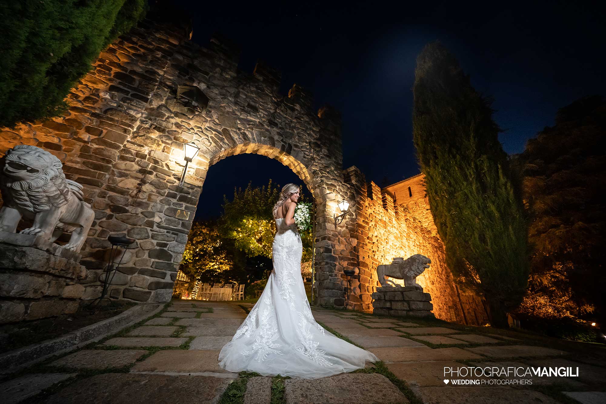 059 fotografo matrimonio reportage wedding sposi ritratto romantico castello rossino calolziocorte lecco lago 059 fotografo matrimonio reportage wedding sposi ritratto romantico castello rossino calolziocorte lecco lago