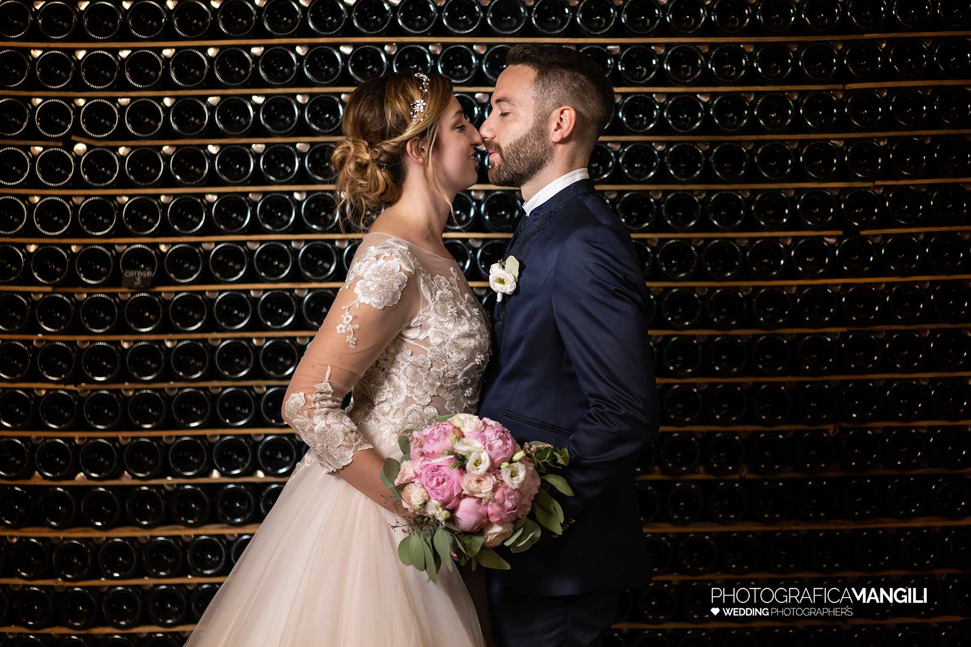 060 fotografo matrimonio reportage wedding ritratto sposi cantina vini le cantorie gussago brescia 060 fotografo matrimonio reportage wedding ritratto sposi cantina vini le cantorie gussago brescia