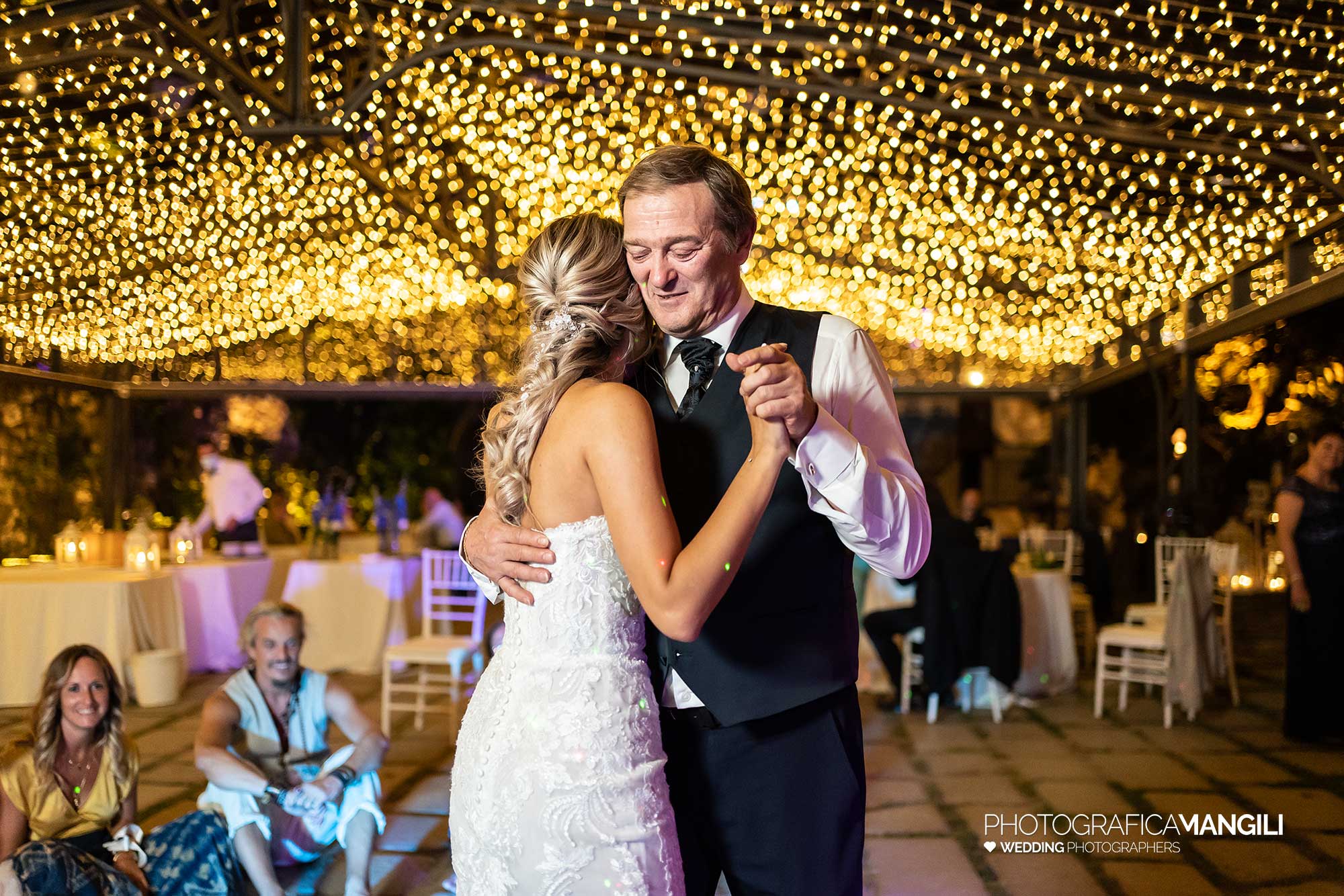 071 fotografo matrimonio reportage wedding sposa ballo papa castello rossino calolziocorte lecco lago 071 fotografo matrimonio reportage wedding sposa ballo papa castello rossino calolziocorte lecco lago