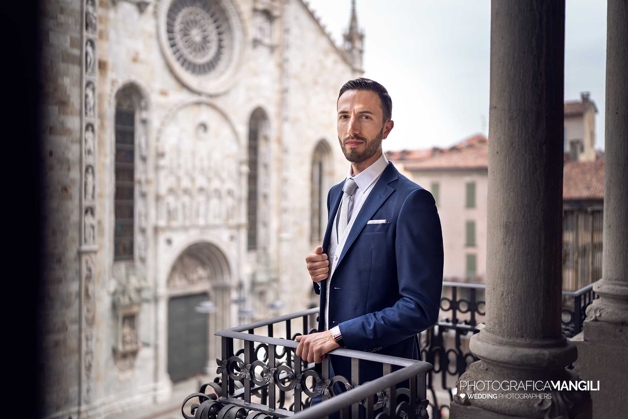 002 fotografo matrimonio reportage wedding ritratto sposo preparativi vestizione como 002 fotografo matrimonio reportage wedding ritratto sposo preparativi vestizione como