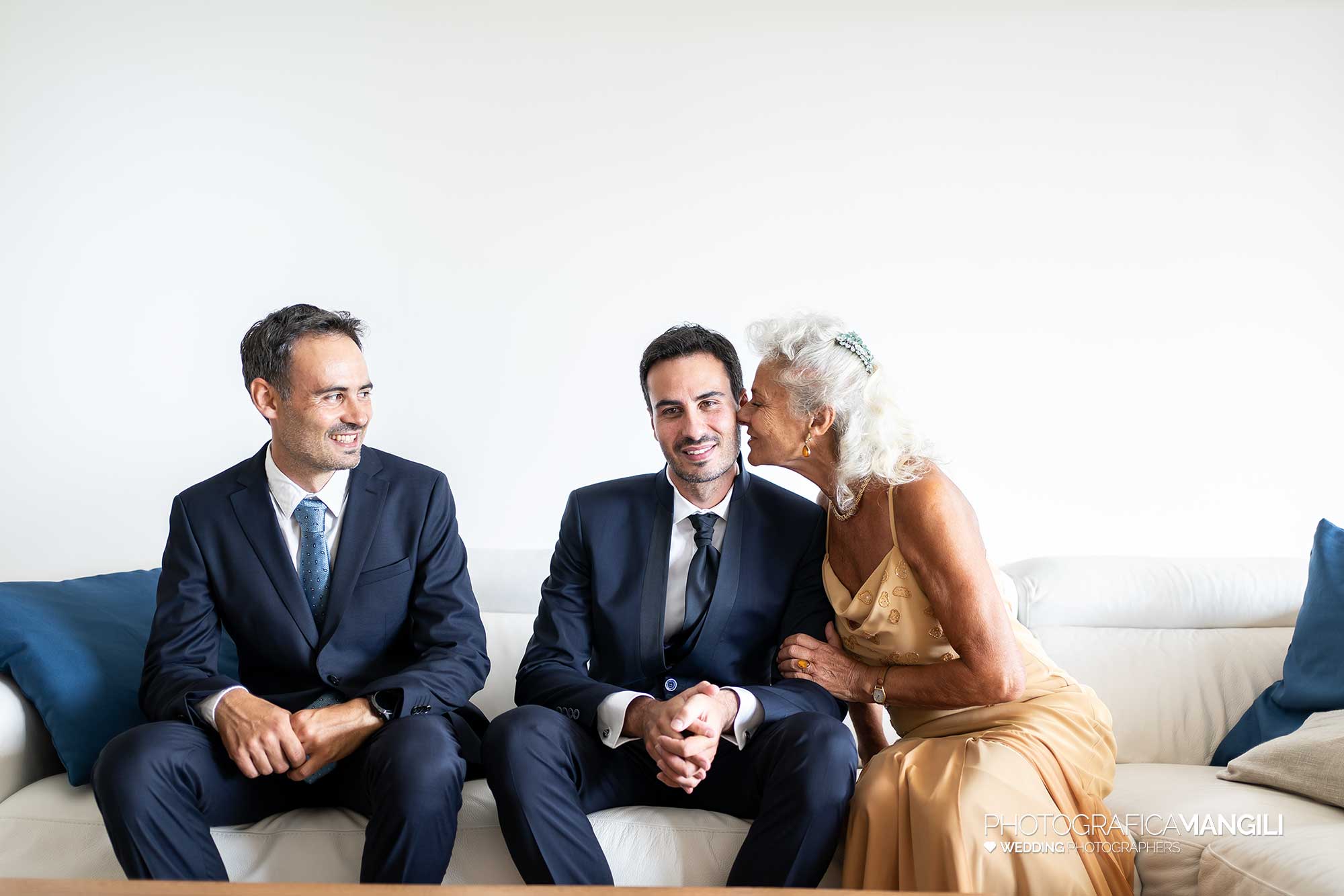 006 reportage foto matrimonio wedding ritratto sposo preparativi vestizione albavilla como 006 reportage foto matrimonio wedding ritratto sposo preparativi vestizione albavilla como