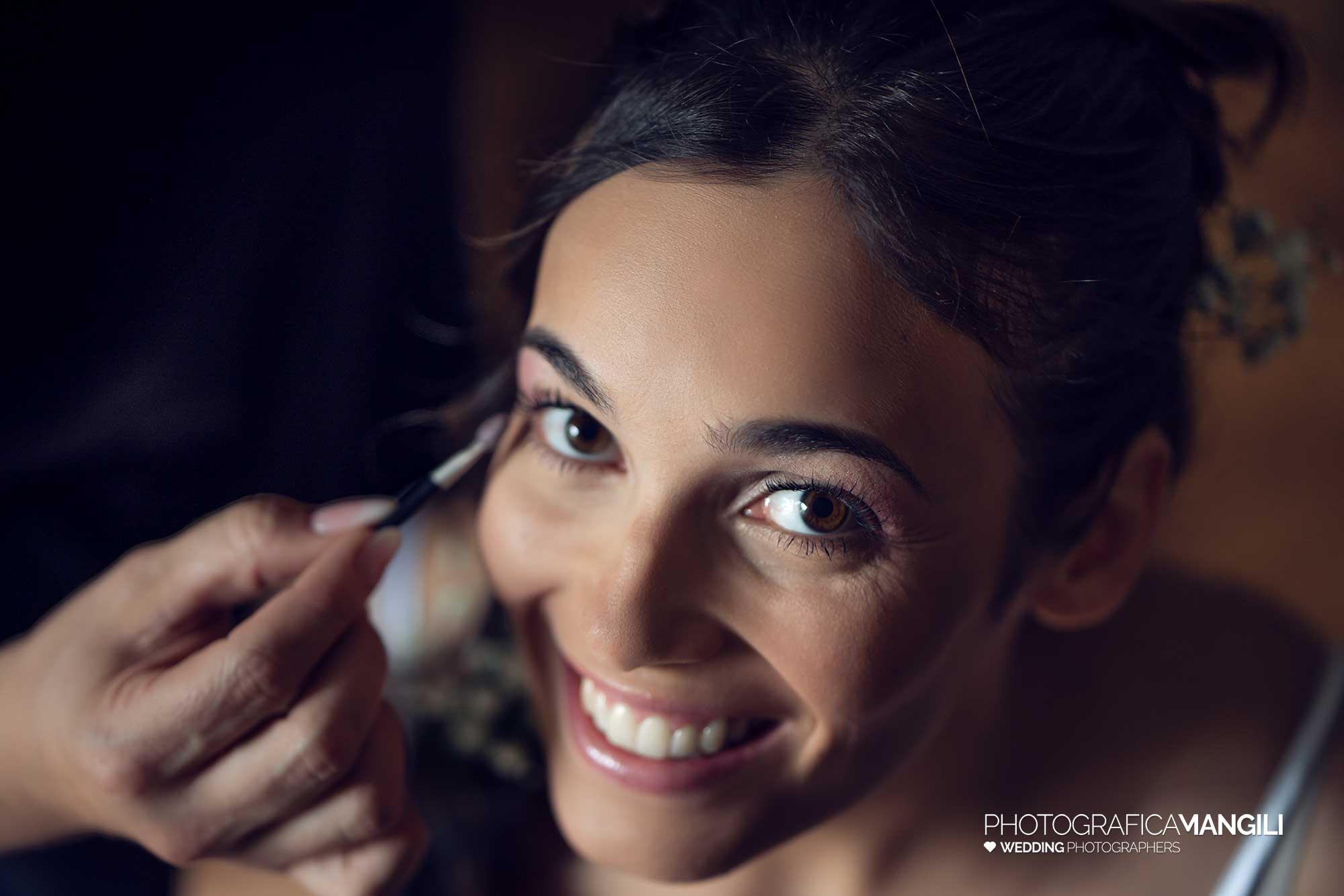 009 fotografo matrimonio reportage wedding sposa trucco preparativi vestizione maresso di missaglia lecco 009 fotografo matrimonio reportage wedding sposa trucco preparativi vestizione maresso di missaglia lecco