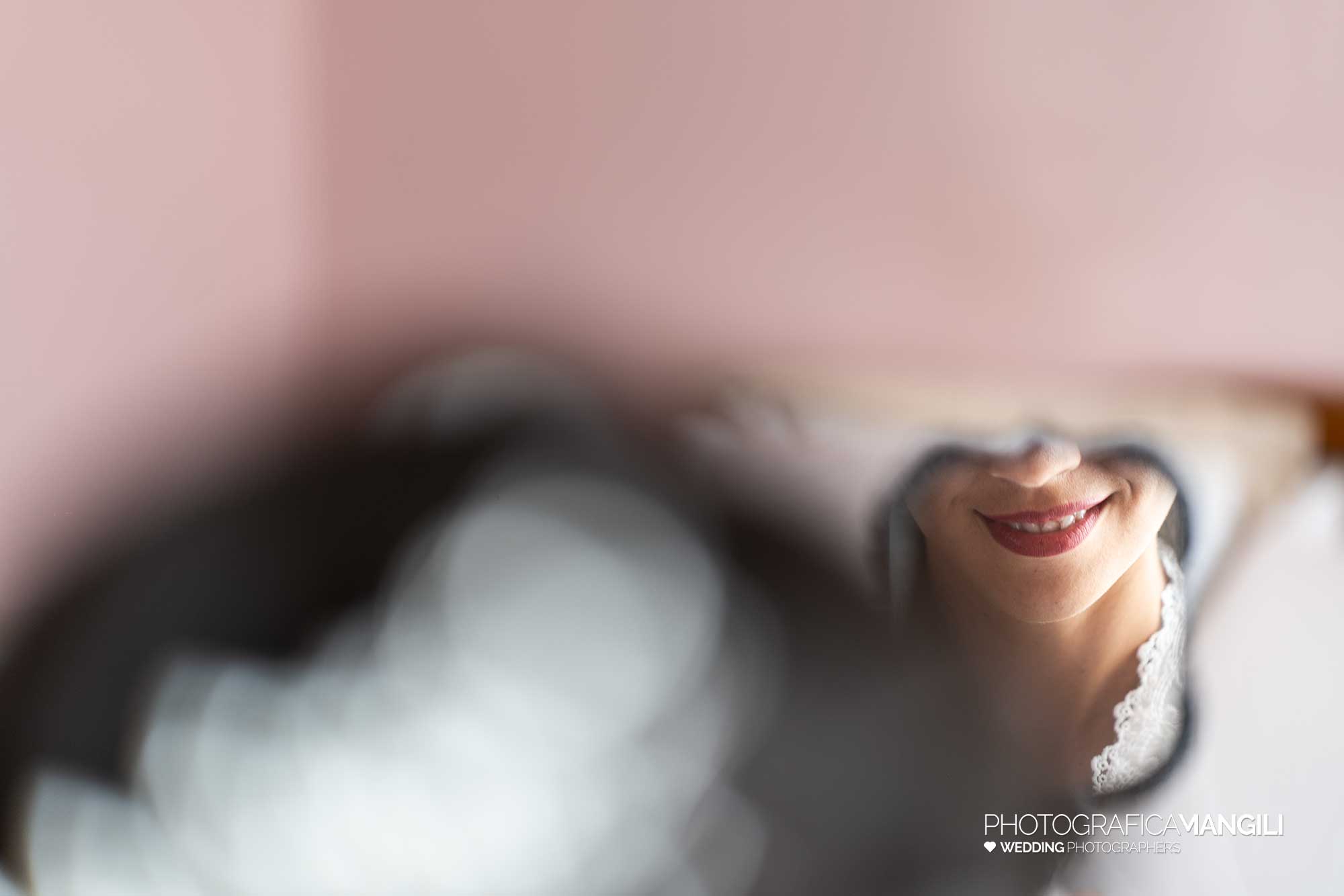 011 reportage foto matrimonio wedding ritratto sposa preparativi vestizione trucco albavilla como 011 reportage foto matrimonio wedding ritratto sposa preparativi vestizione trucco albavilla como