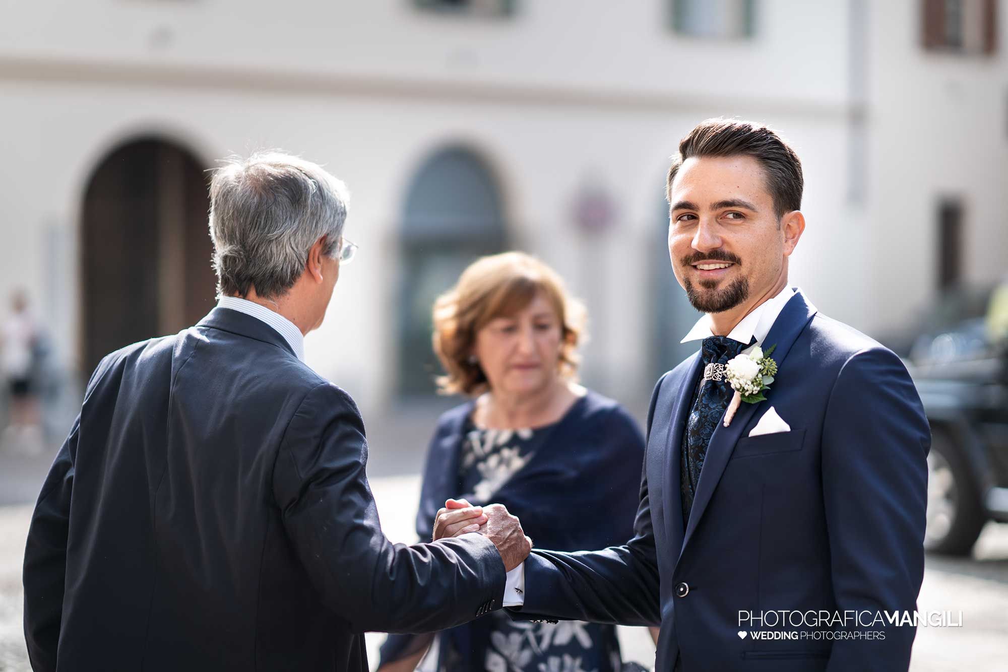 015 fotografo matrimonio reportage wedding ritratto sposi ingresso cerimonia chiesa rito religioso inzago milano 015 fotografo matrimonio reportage wedding ritratto sposi ingresso cerimonia chiesa rito religioso inzago milano