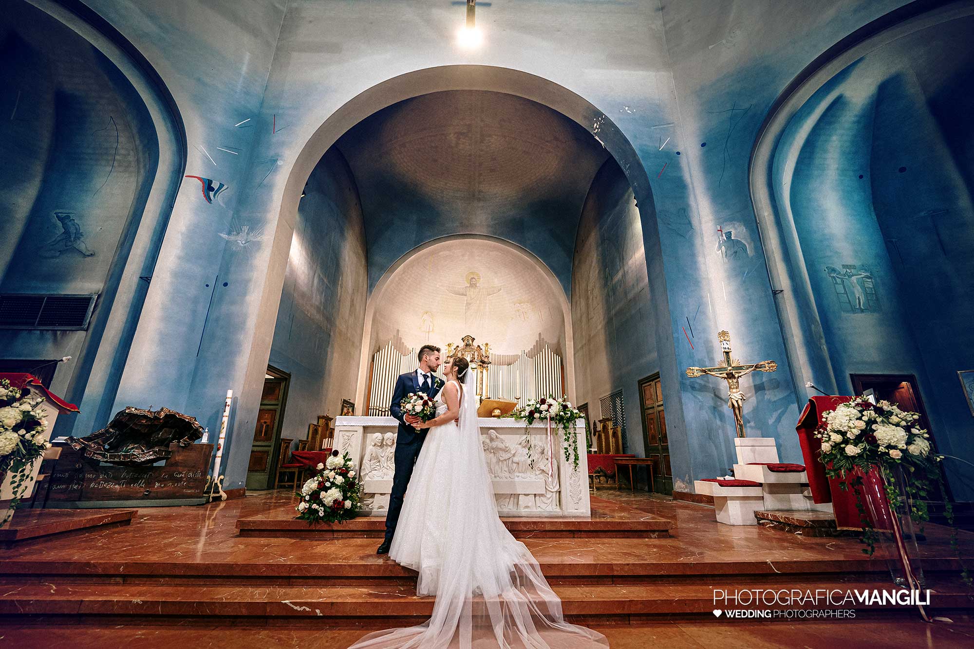 016 fotografo matrimonio reportage wedding sposi altare chiesa cerimonia rito religioso barlassina monza brianza 016 fotografo matrimonio reportage wedding sposi altare chiesa cerimonia rito religioso barlassina monza brianza