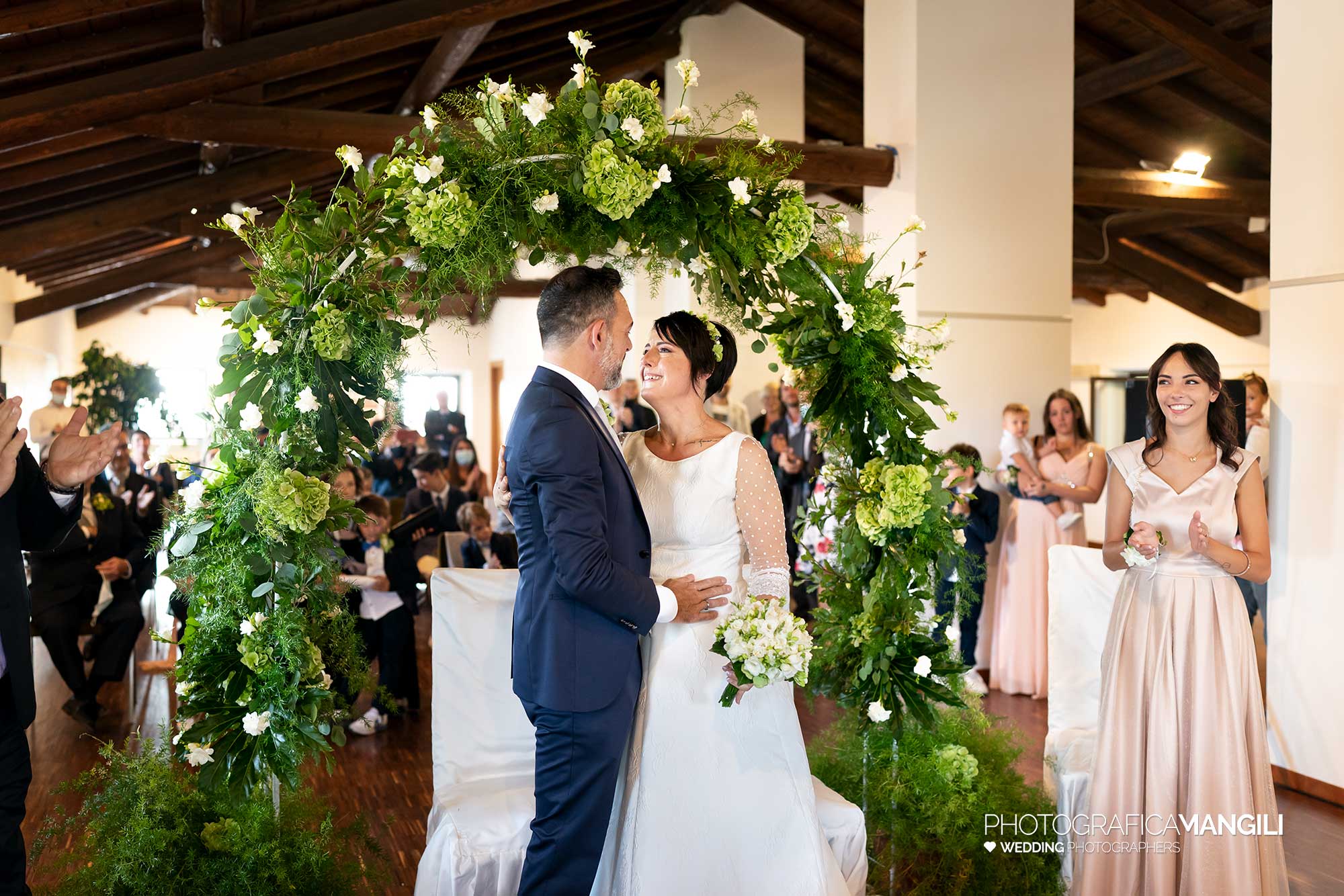 017 fotografo matrimonio reportage wedding ritratto sposi rito civile comune lurago marinone como 017 fotografo matrimonio reportage wedding ritratto sposi rito civile comune lurago marinone como