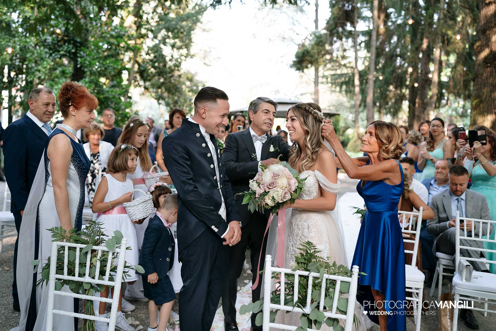 019 reportage foto matrimonio wedding ritratto incontro sposi cerimonia rito civile villa acquaroli carvico bergamo 1 019 reportage foto matrimonio wedding ritratto incontro sposi cerimonia rito civile villa acquaroli carvico bergamo 1