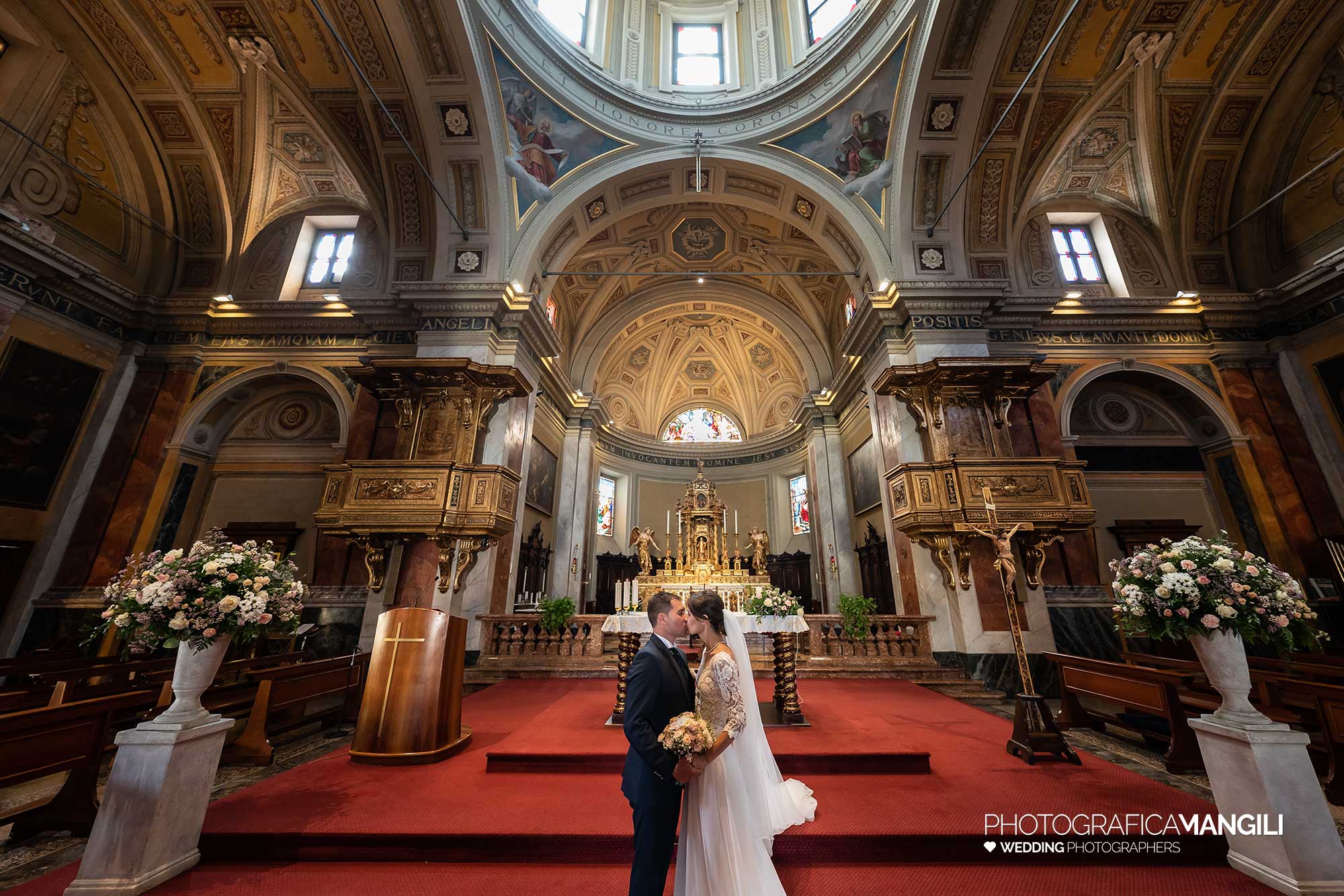 021 fotografo matrimonio reportage wedding ritratto sposi chiesa bacio cerimonia rito religioso appiano gentile como 021 fotografo matrimonio reportage wedding ritratto sposi chiesa bacio cerimonia rito religioso appiano gentile como