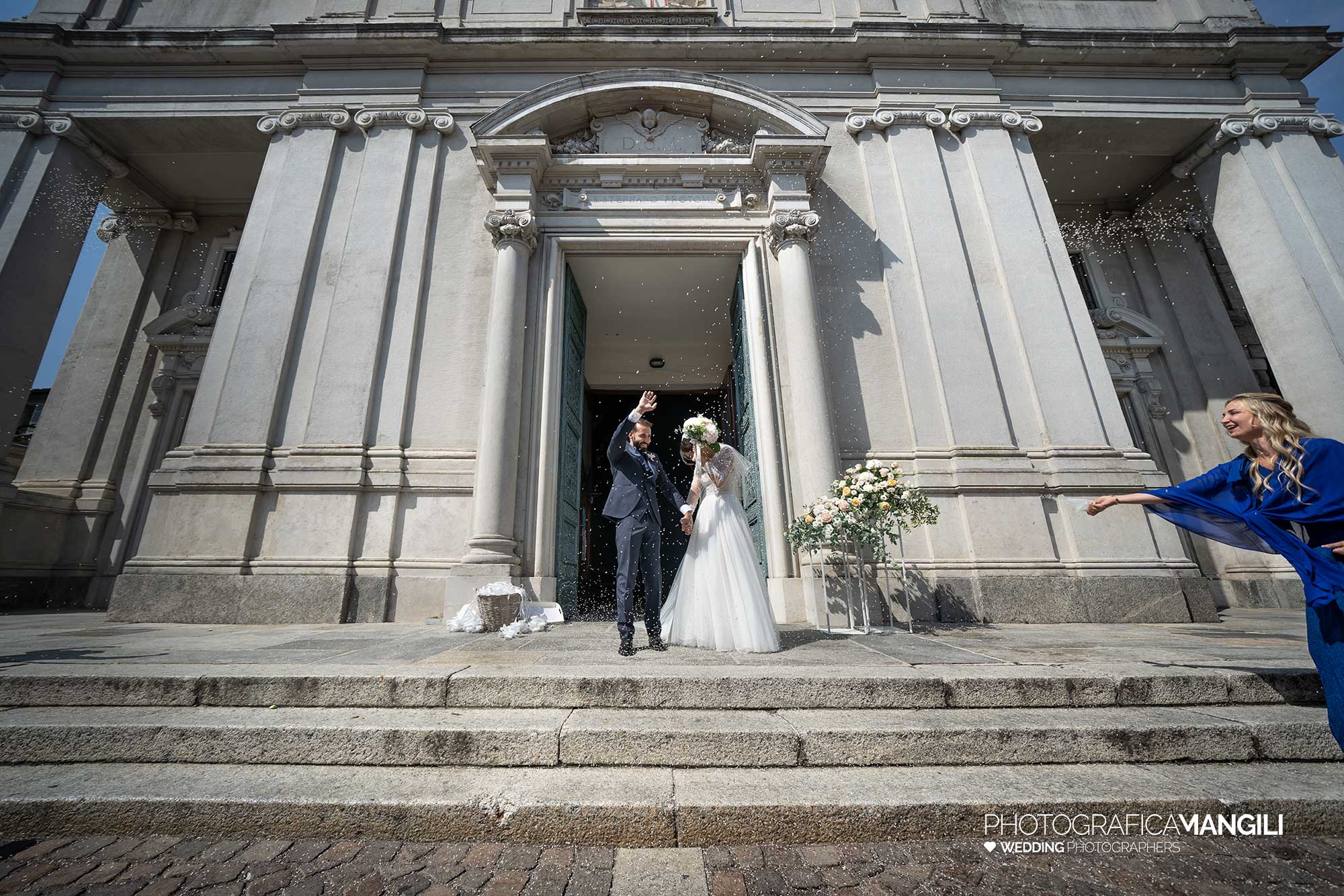 021 fotografo matrimonio reportage wedding ritratto sposi uscita lancio riso chiesa cerimonia rito religioso mariano comense como 021 fotografo matrimonio reportage wedding ritratto sposi uscita lancio riso chiesa cerimonia rito religioso mariano comense como