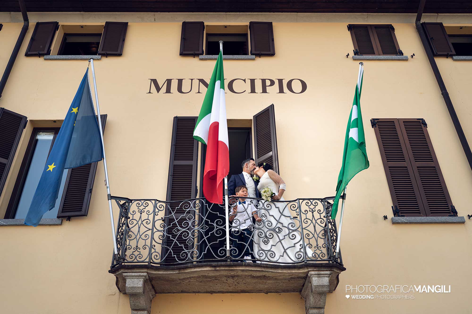 023 fotografo matrimonio reportage wedding ritratto sposi rito civile comune lurago marinone como 023 fotografo matrimonio reportage wedding ritratto sposi rito civile comune lurago marinone como